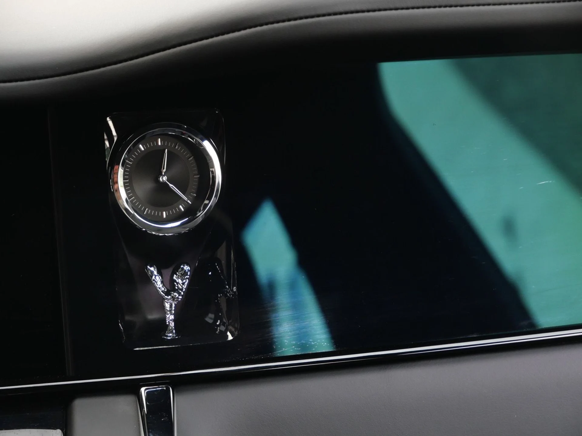 mph013_1832269249_db34985eac7c5b7e546c146934004e0dx_a388ff4446