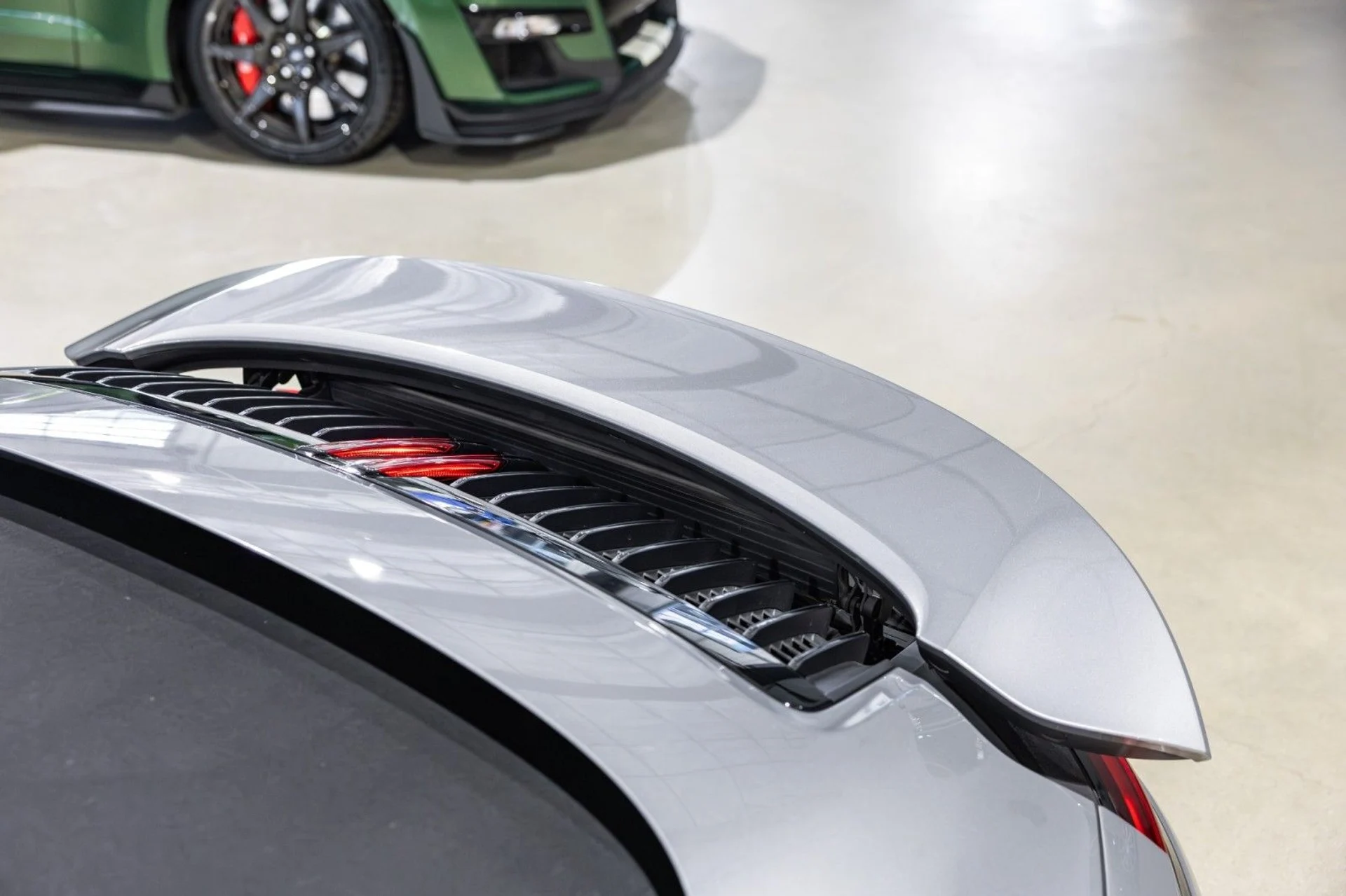 mph013_1833555699_Ow_0c96c9c960