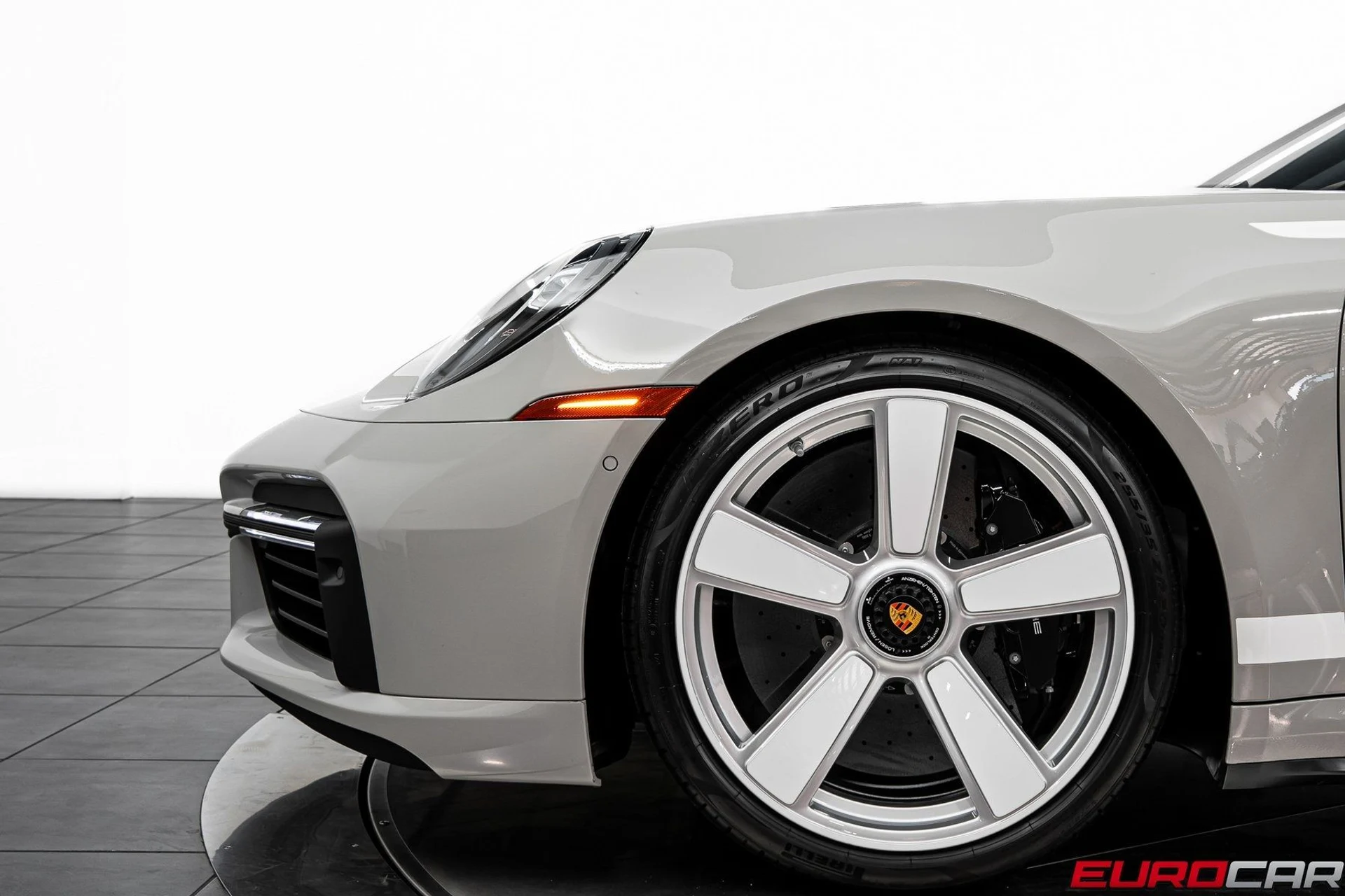 mph013_1845615285_image_14_9712712998