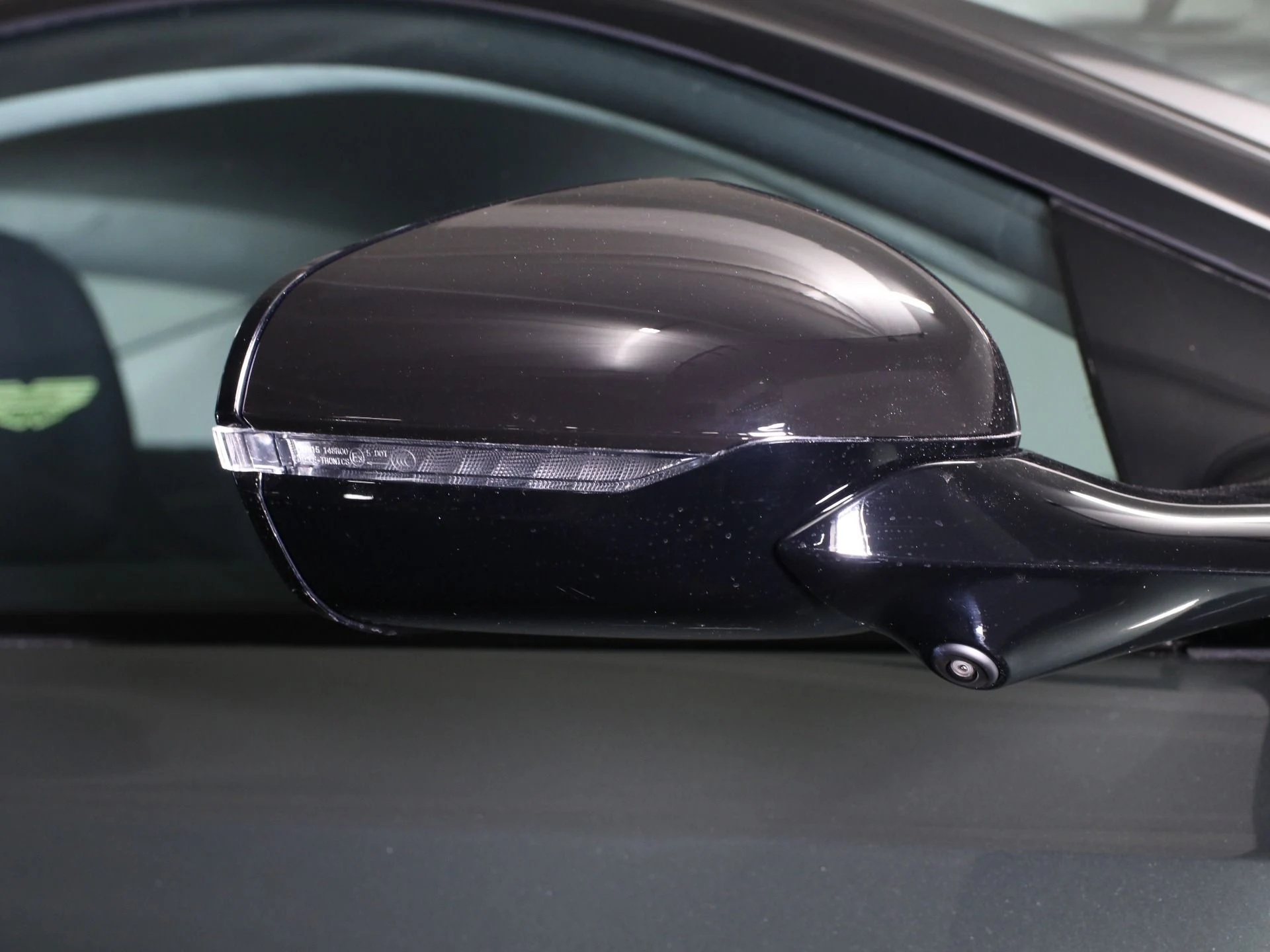 mph013_1855791641_New_2025_Aston_Martin_DB_12_1763585556_cf9796e856