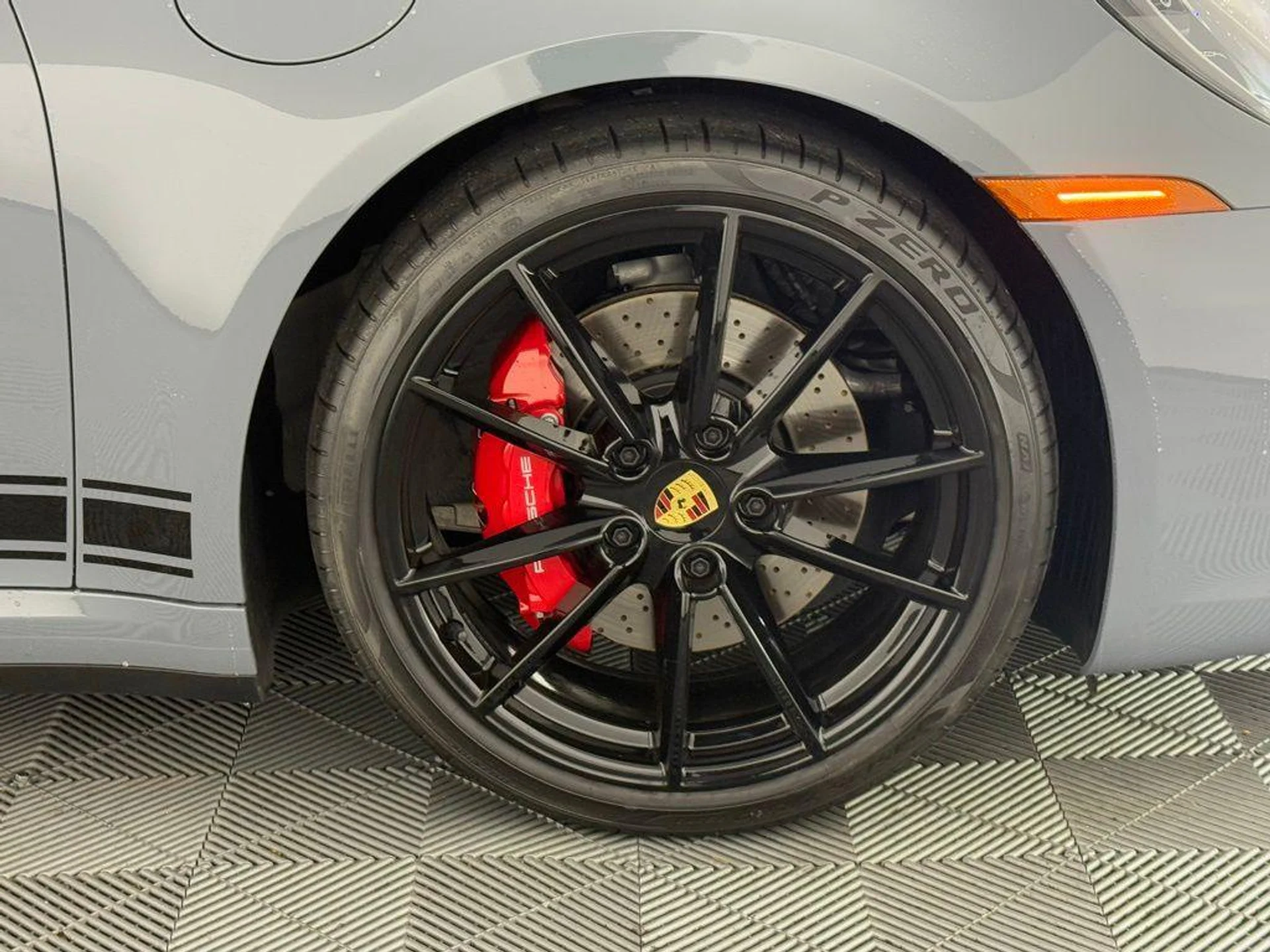 mph013_1858817925_IPS_Uyy_Xxn_IQ_Mi_I8_Vd_Lx_Ncq1_F_Wm_U_708c25b113