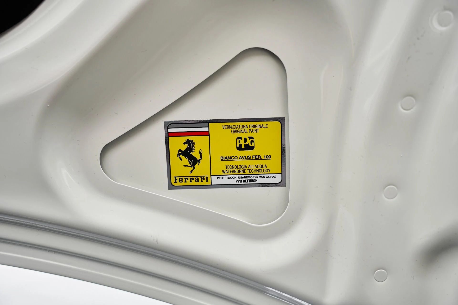 mph013_1864860287_Used_2024_Ferrari_Roma_Base_1763170050_2a019c3f0d