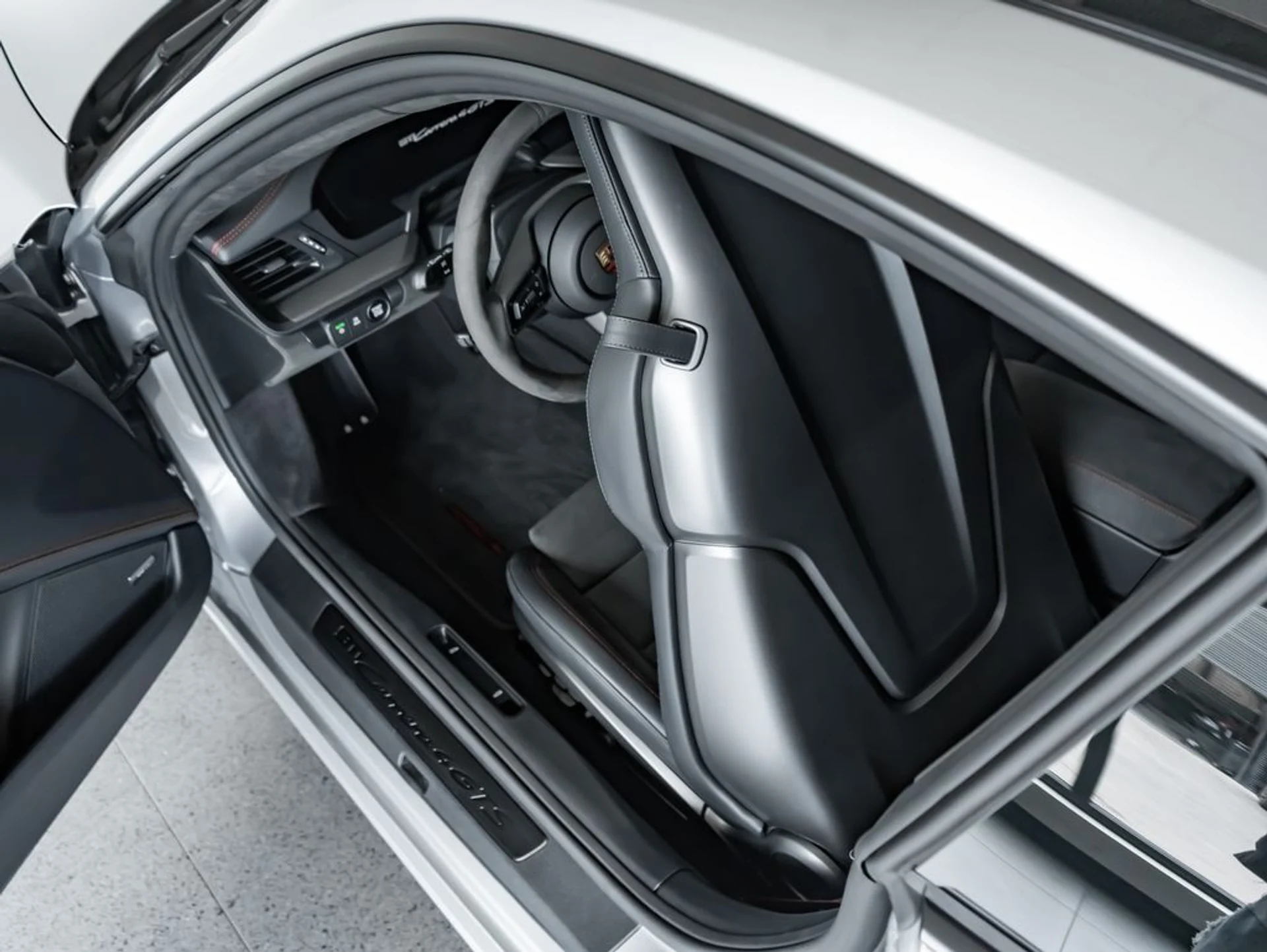 mph013_1868890619_277b6b7c9aebb9299e48ab95012bdc7a_9b74bc01a1