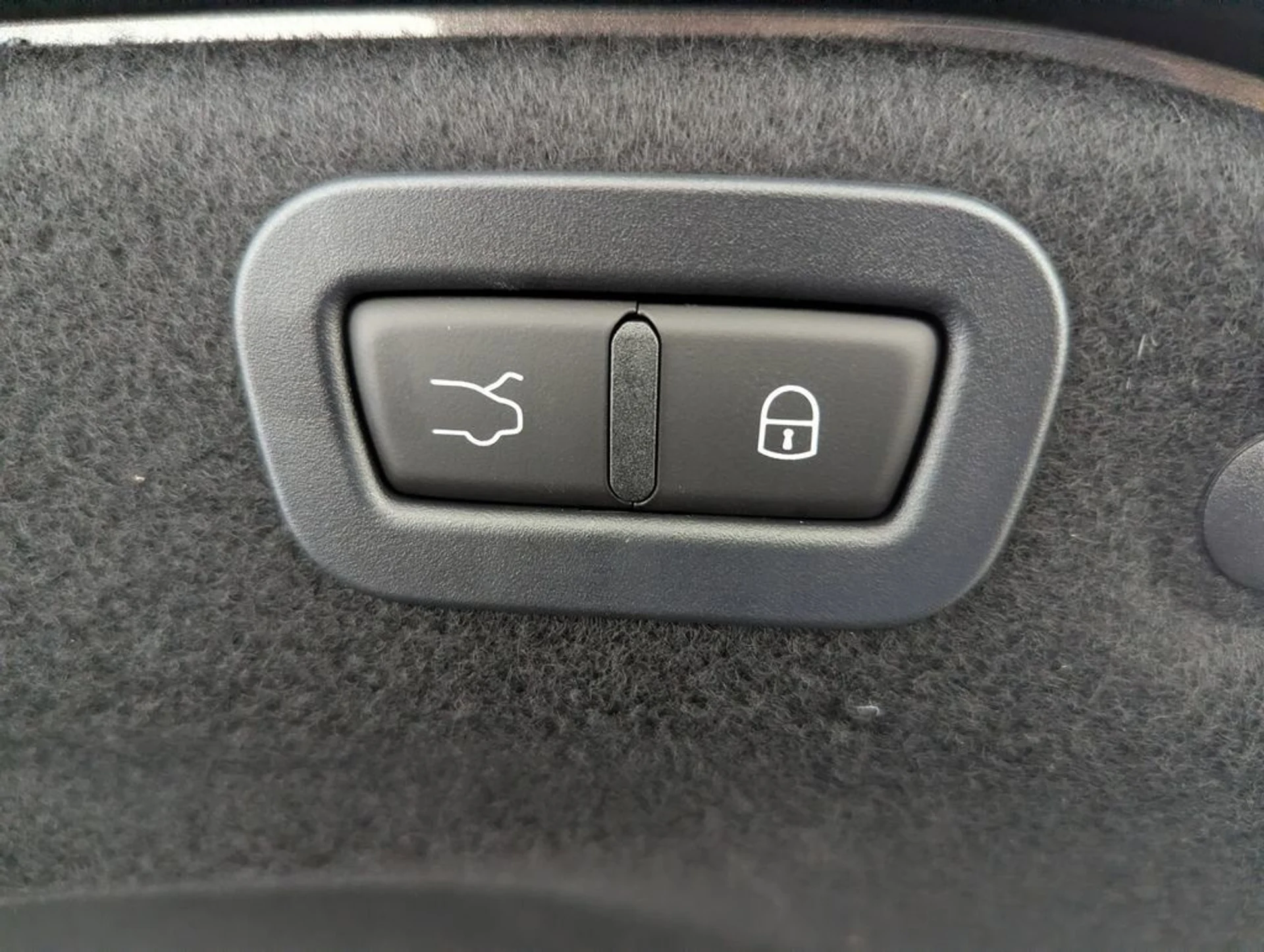 mph013_1872510703_e1efbf5e81c2c8bced053ec37fa6cf00_34d5d4bde9