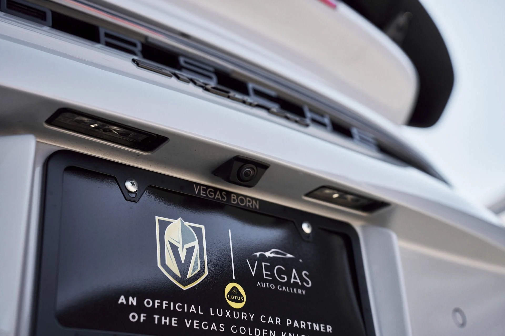 mph013_1875611820_Used_2024_Porsche_911_Turbo_1765332398_2e893bbfd4