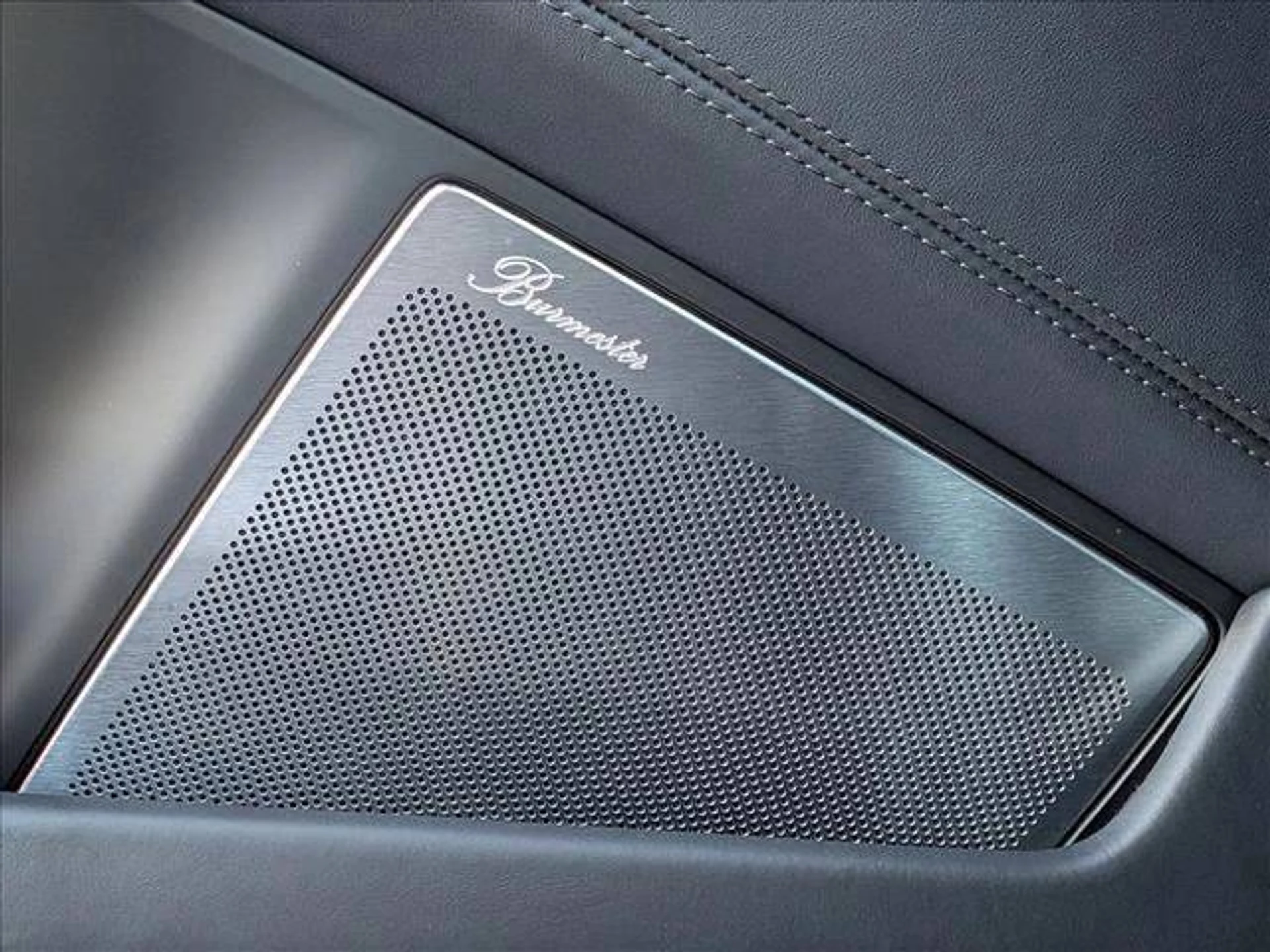 mph013_1877798418_96e9e6e11715ee09d6669d09751615abx_d07023a5b0