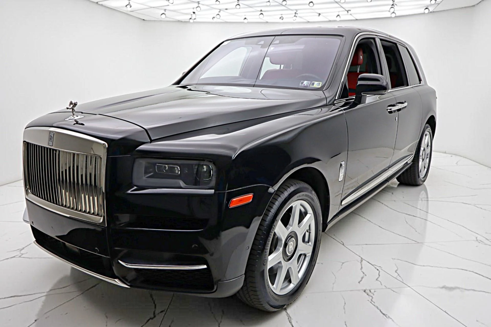 mph013_187952362_Used_2019_Rolls_Royce_Cullinan_18873b0b67