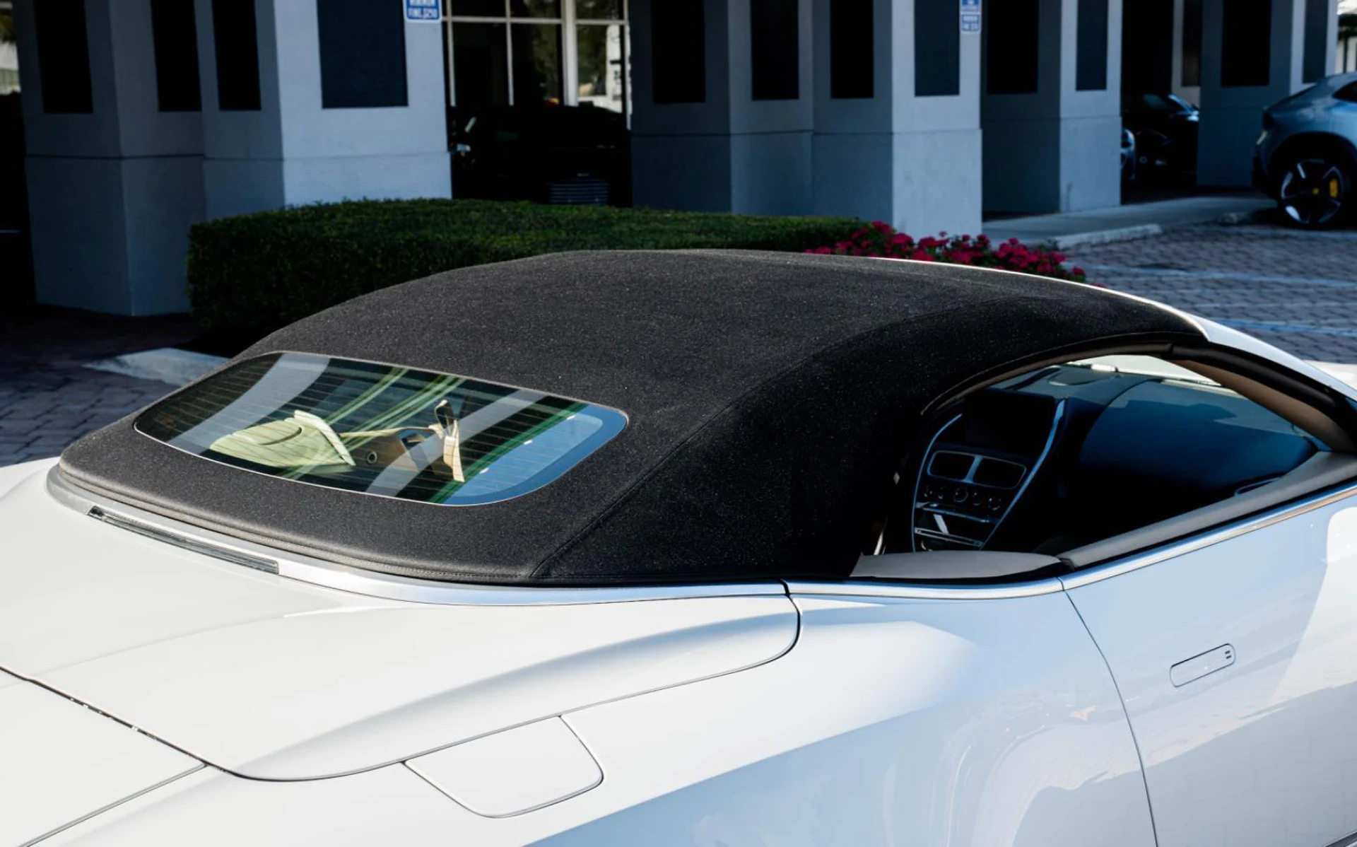 mph013_1882038144_Used_2019_Aston_Martin_DB_11_Volante_1769250090_8657914df6