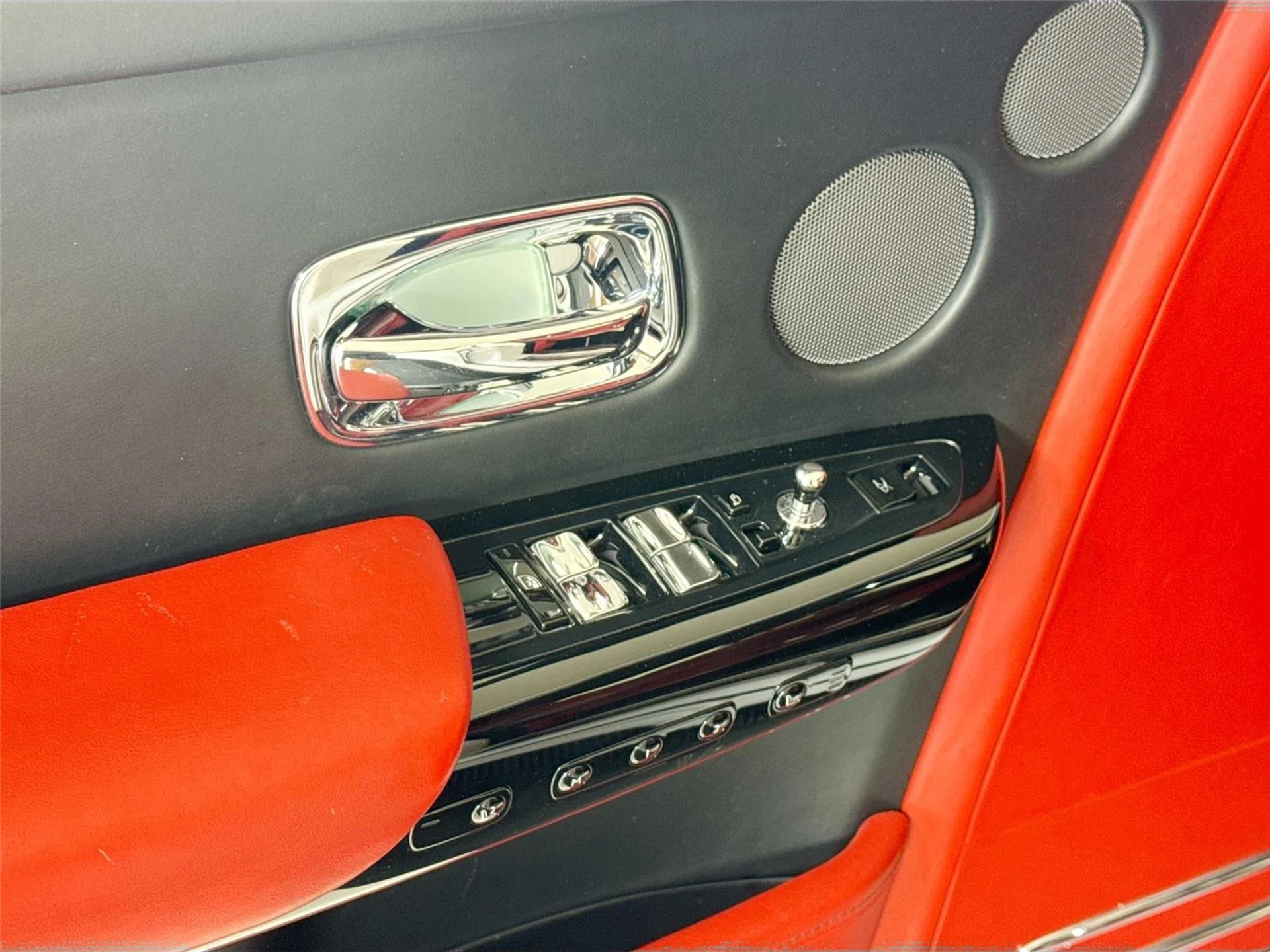 mph013_1884795745_62e63eade75d175f6a08410bc4135dd0_11623d80d2