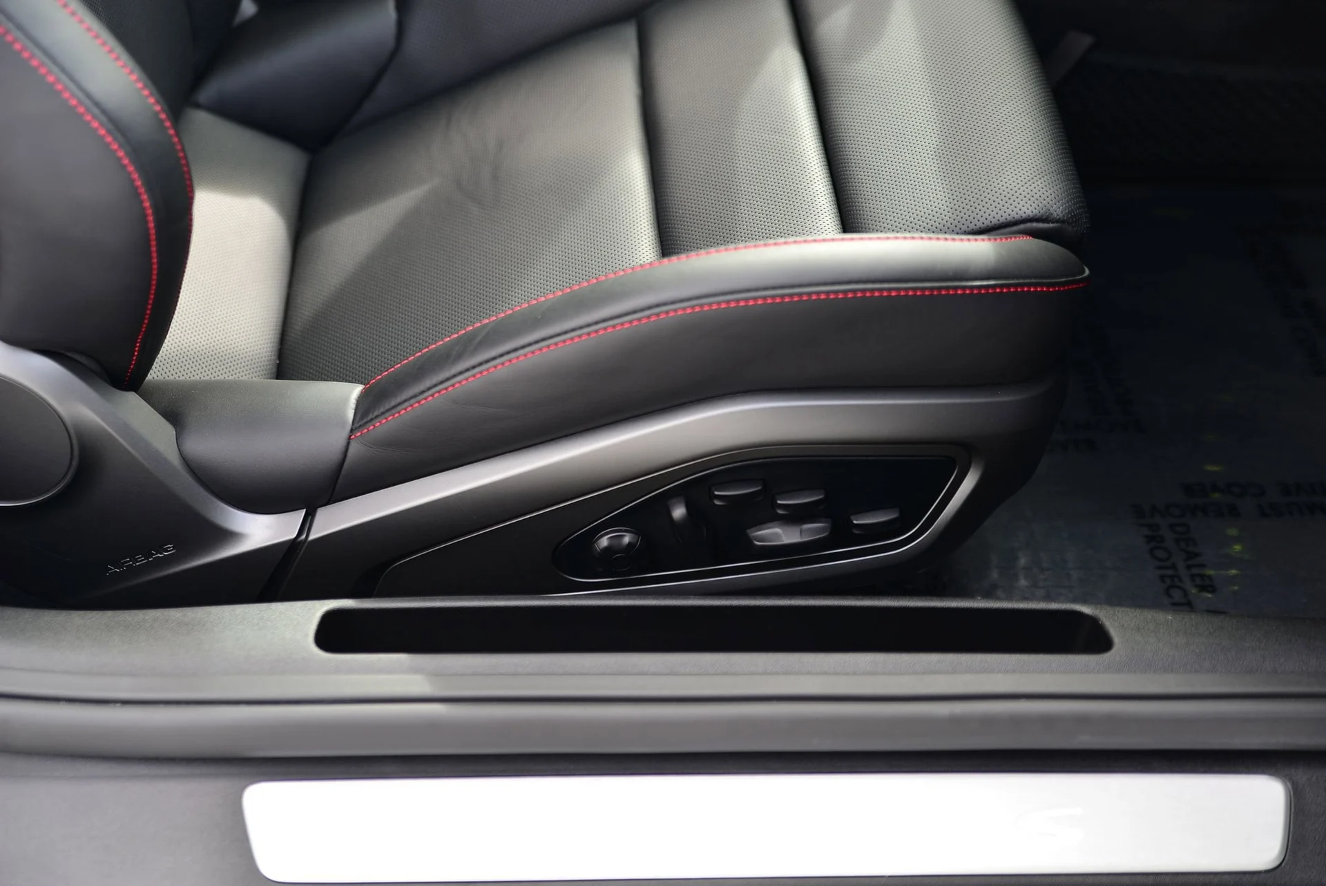 mph013_1885317386_8101f93b225701622218f75b7f4f10a3x_12decfca68