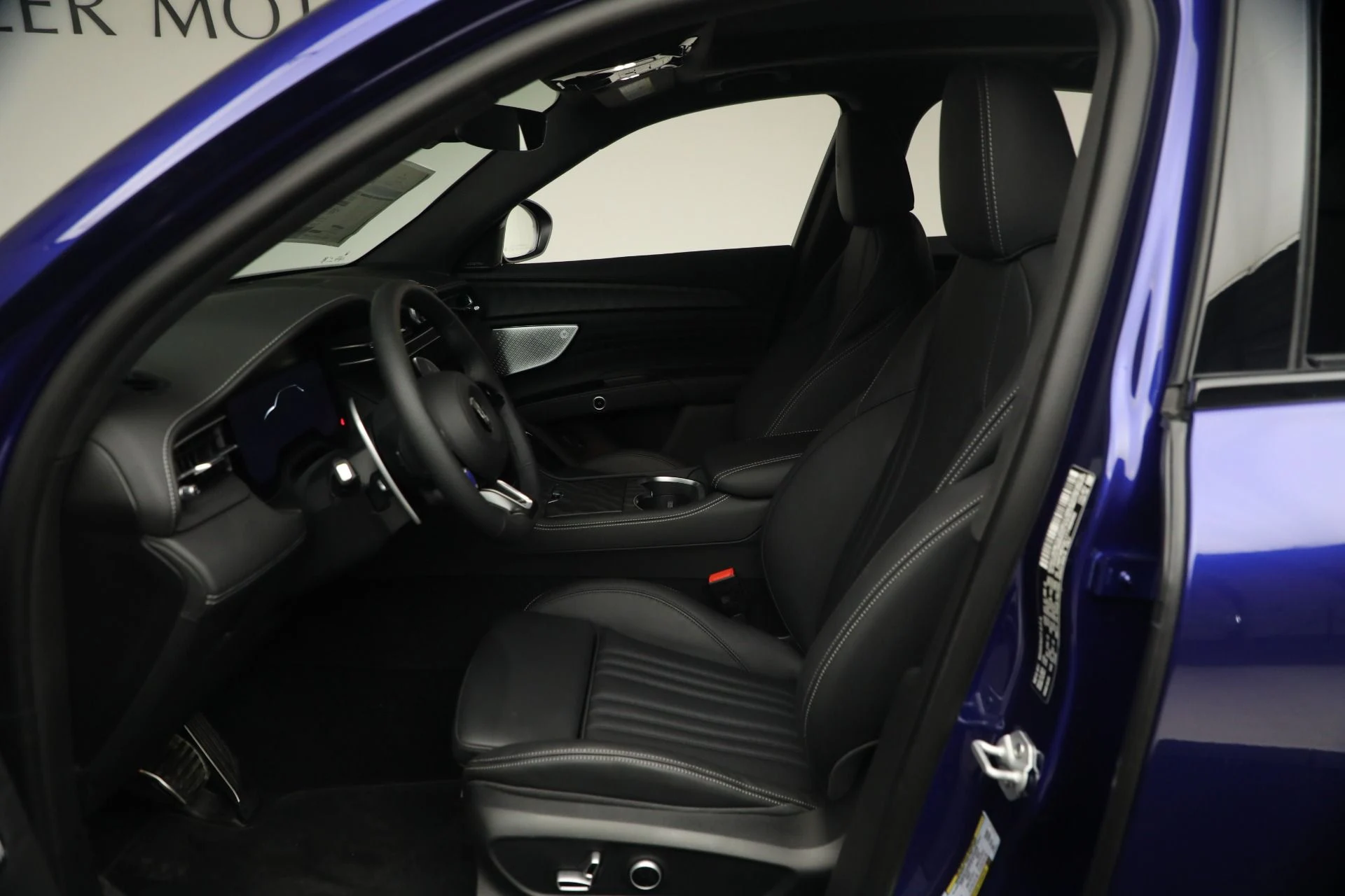 mph013_1889721032_New_2026_Maserati_Grecale_Modena_V6_1775583400_e2459e7eac