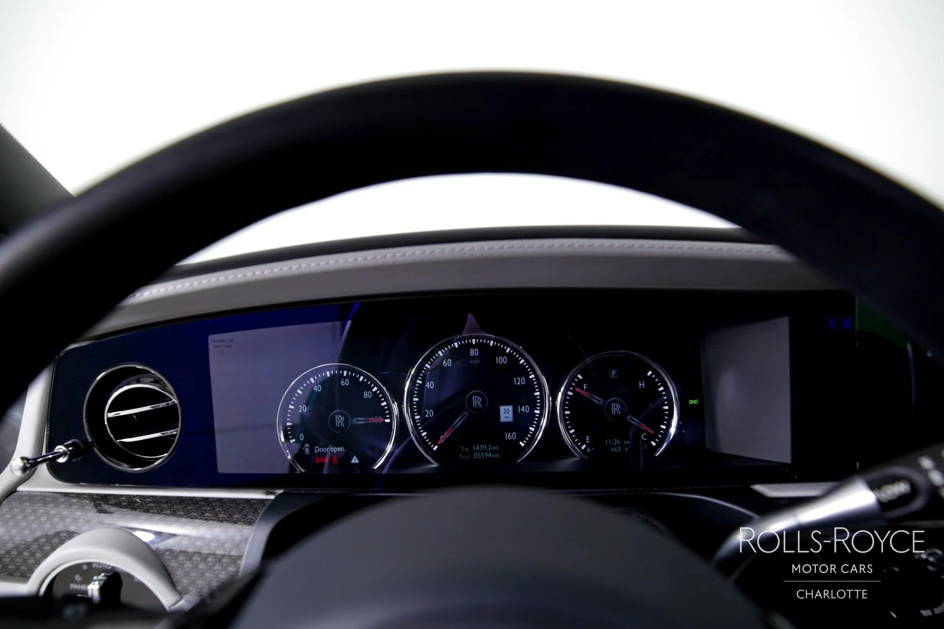 mph013_1890091300_Used_2022_Rolls_Royce_Black_Badge_Ghost_1713469373_6b7f635868