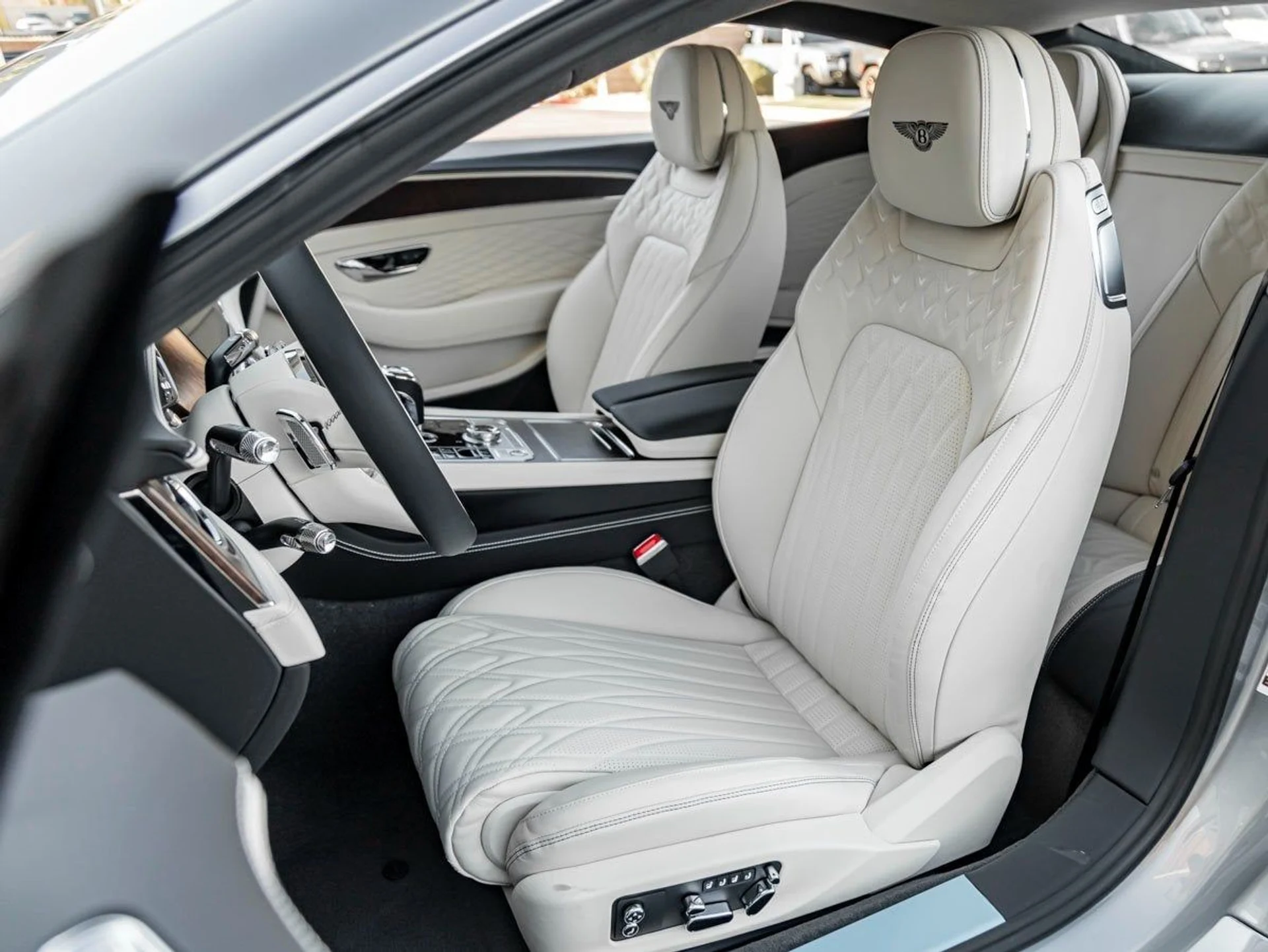 mph013_1892699242_14_3305eb39c2