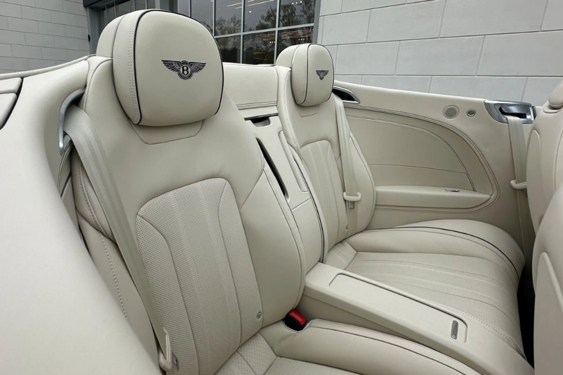 mph013_1893261454_New_2026_Bentley_Continental_GT_GTC_1777983733_6f40056bb7