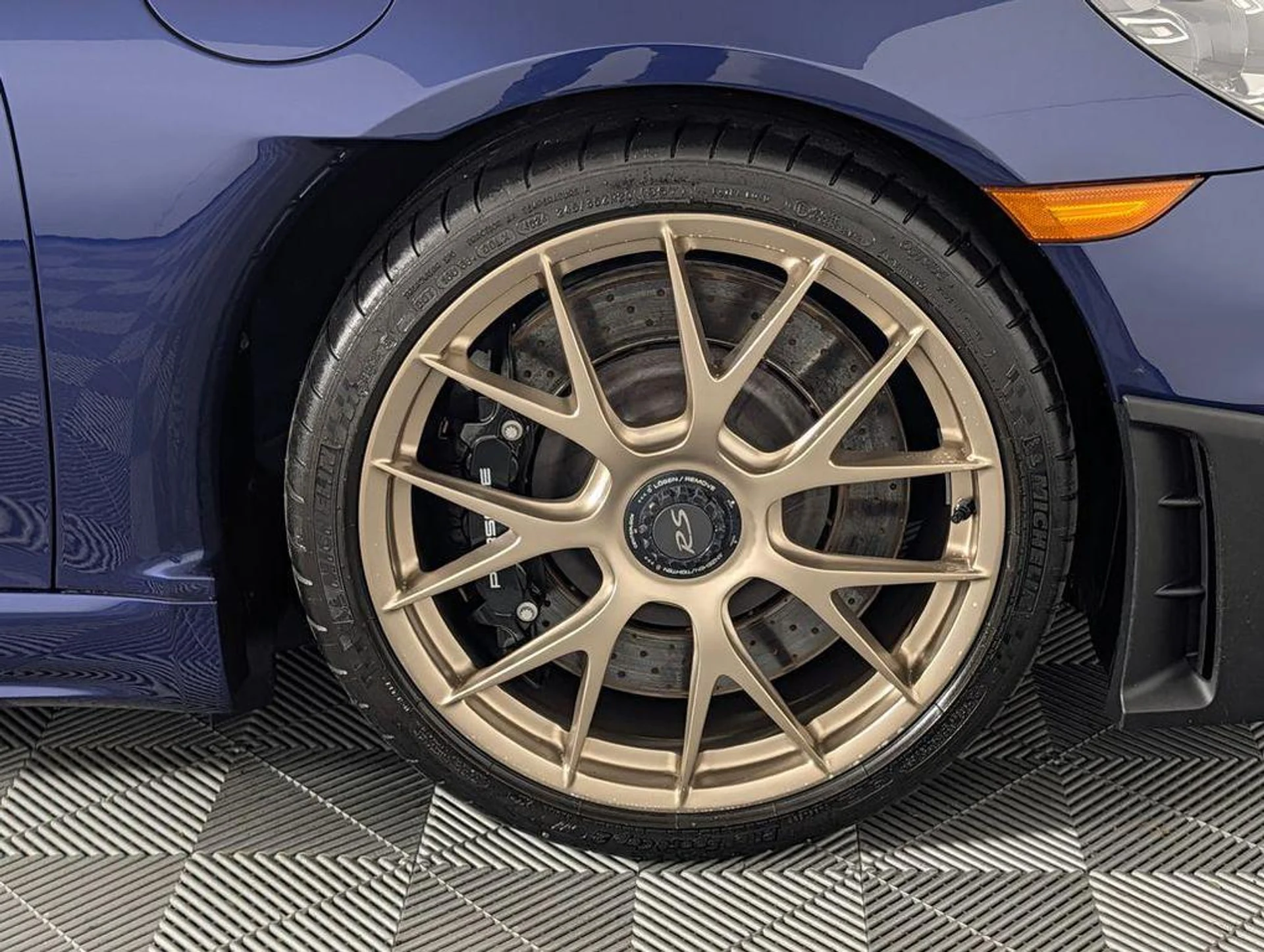 mph013_1893642726_FABLC_hwemt2n9a_S3_Am_C1_CW_3_UU_eedca43727