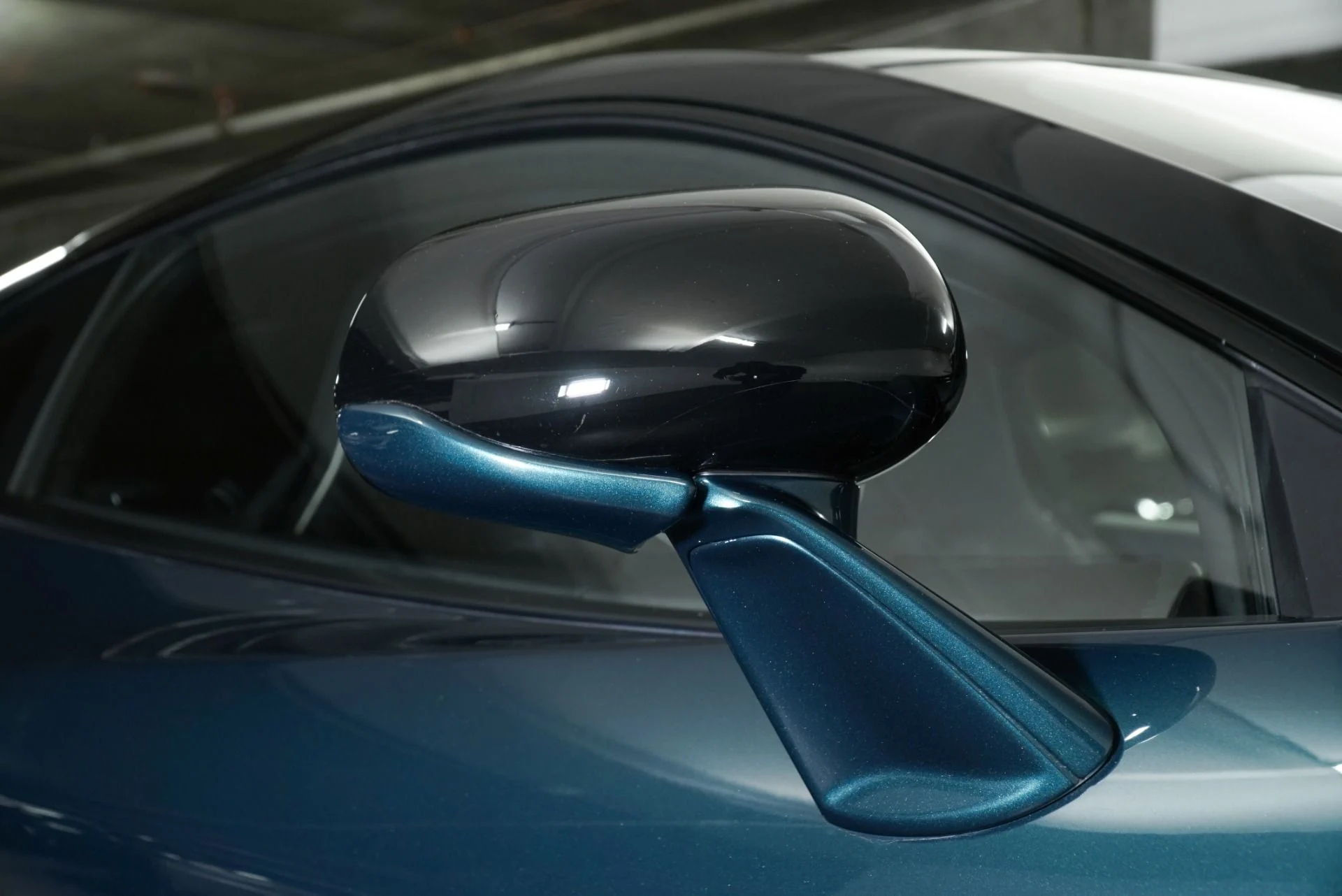 mph013_1896257964_Used_2023_Mc_Laren_GT_1764782426_92c1394f65