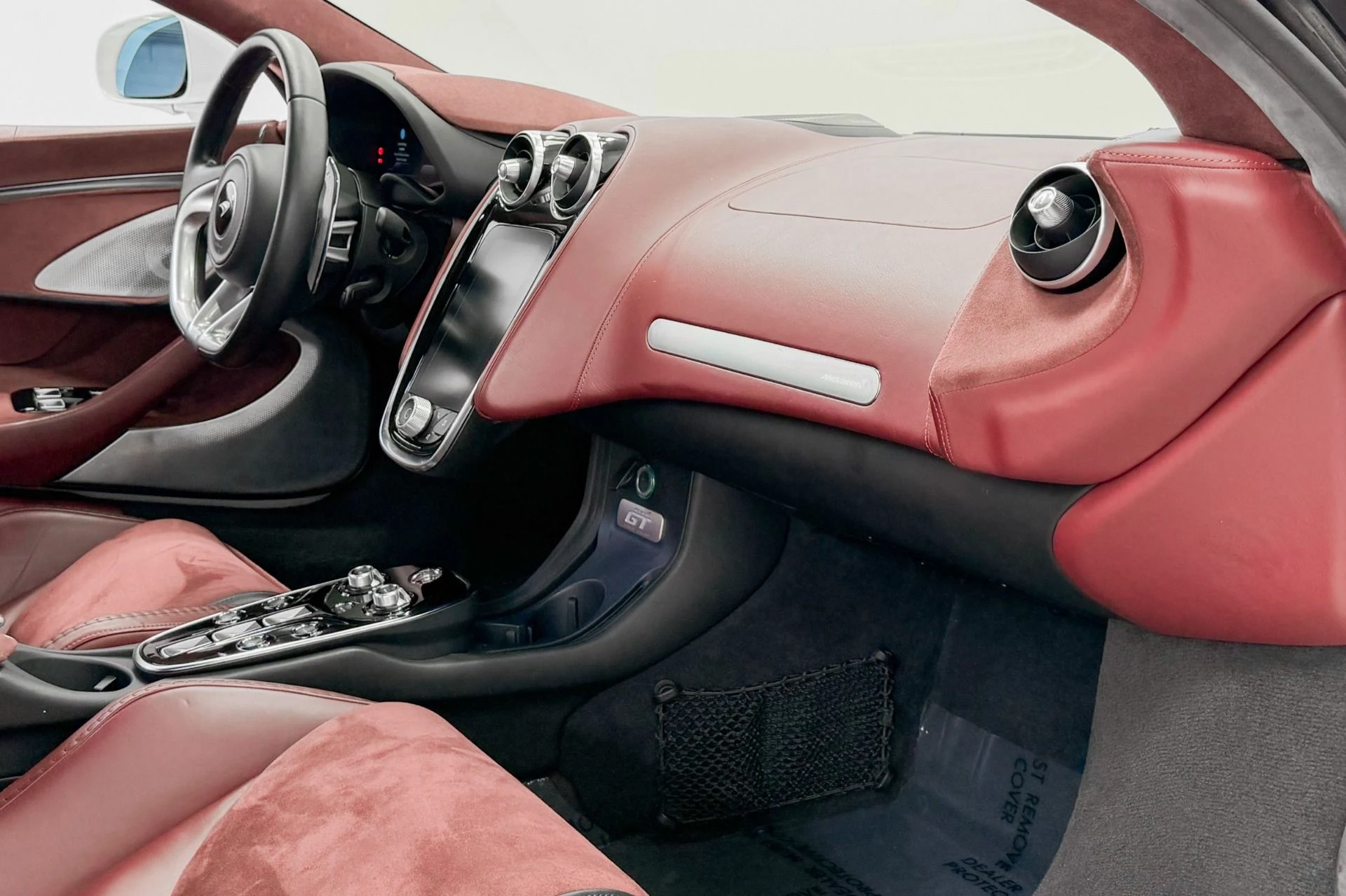 mph013_189962496_Used_2021_Mc_Laren_GT_Leather_and_Alcantara_Interior_Bowers_and_Wilkins_Audio_1785172366_13eb7975d7