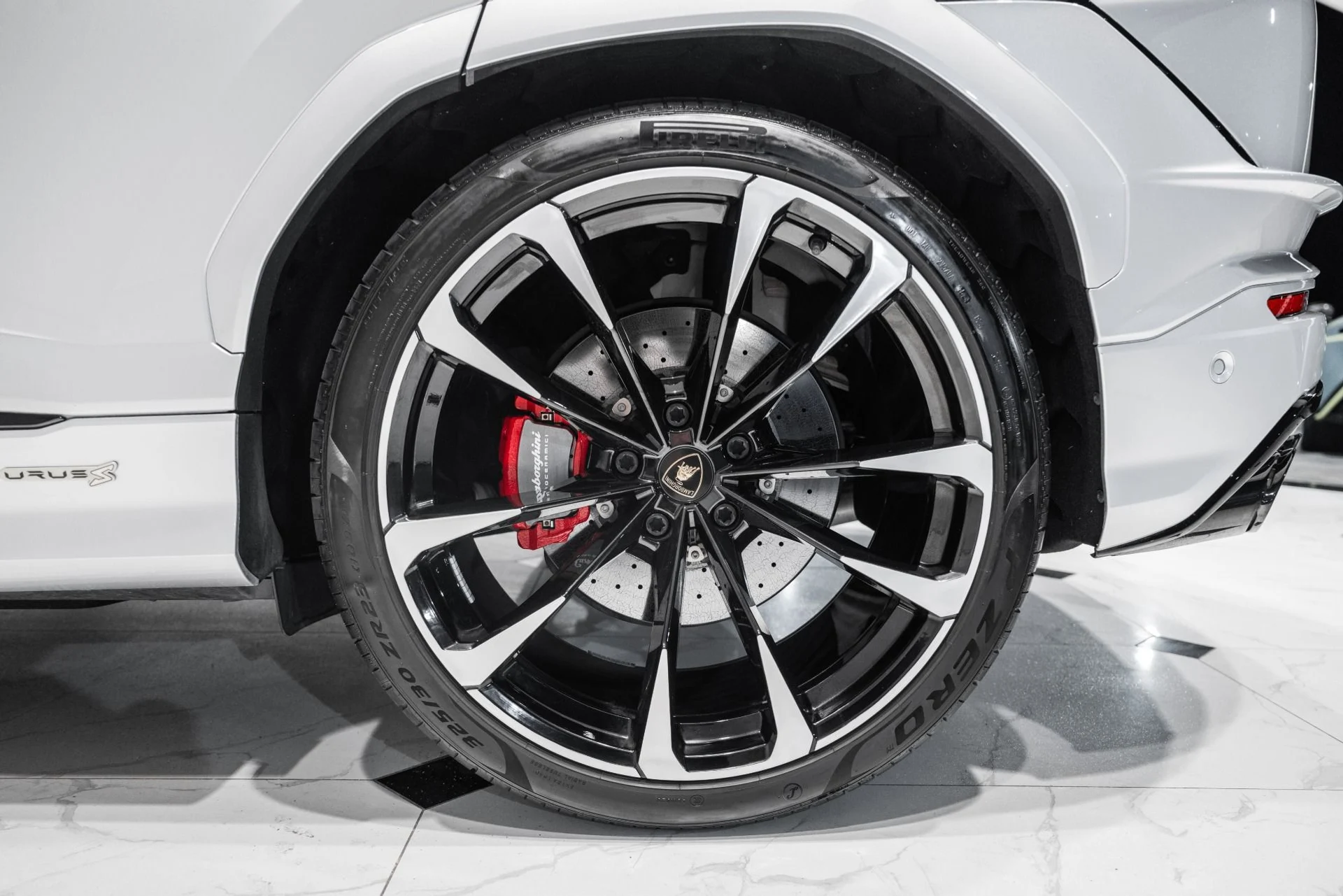 mph013_190527692_Used_2024_Lamborghini_Urus_S_1773253440_31801df85a