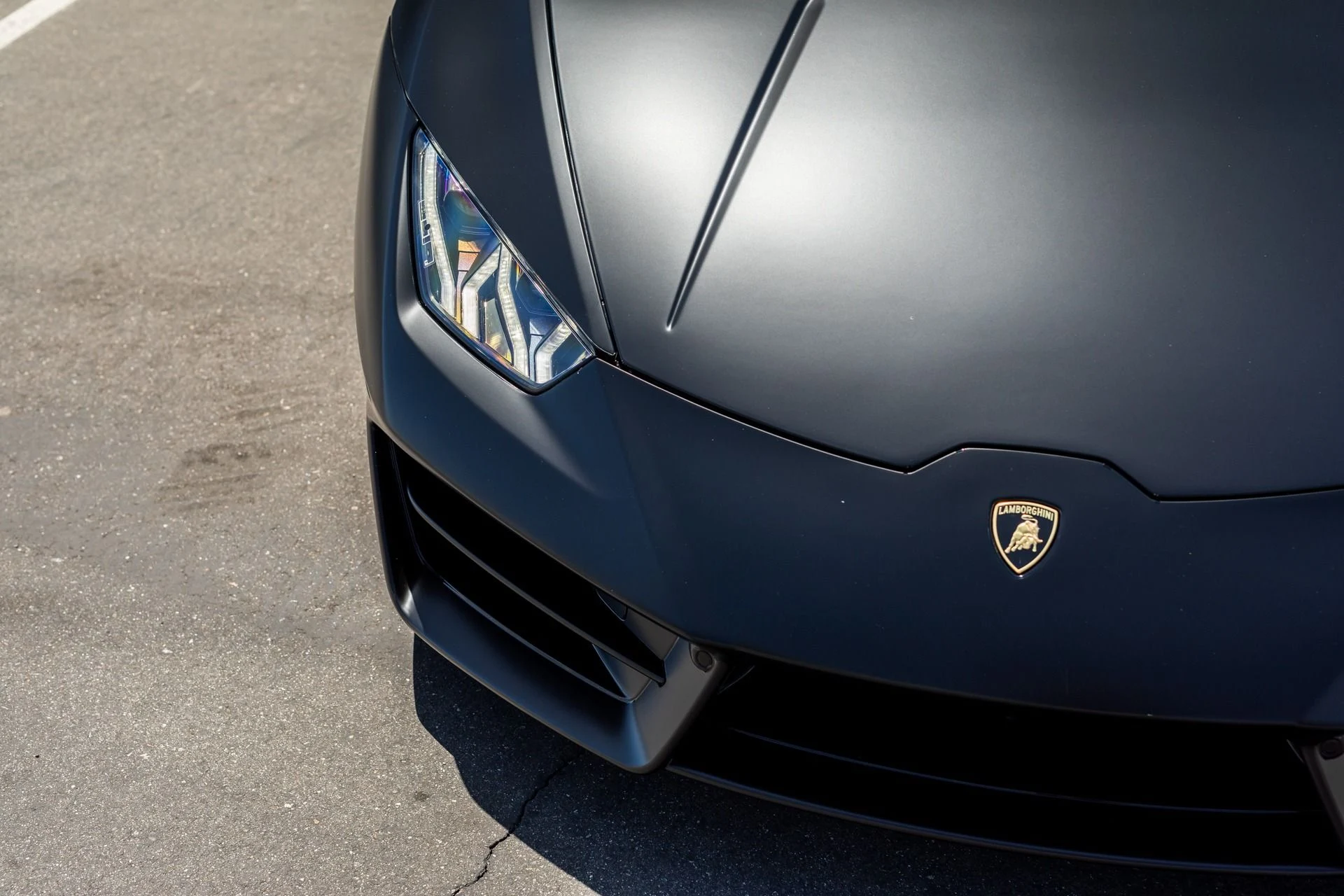 mph013_1906837934_Used_2018_Lamborghini_Huracan_LP_580_2_Spyder_1775682298_e77c4cf85f