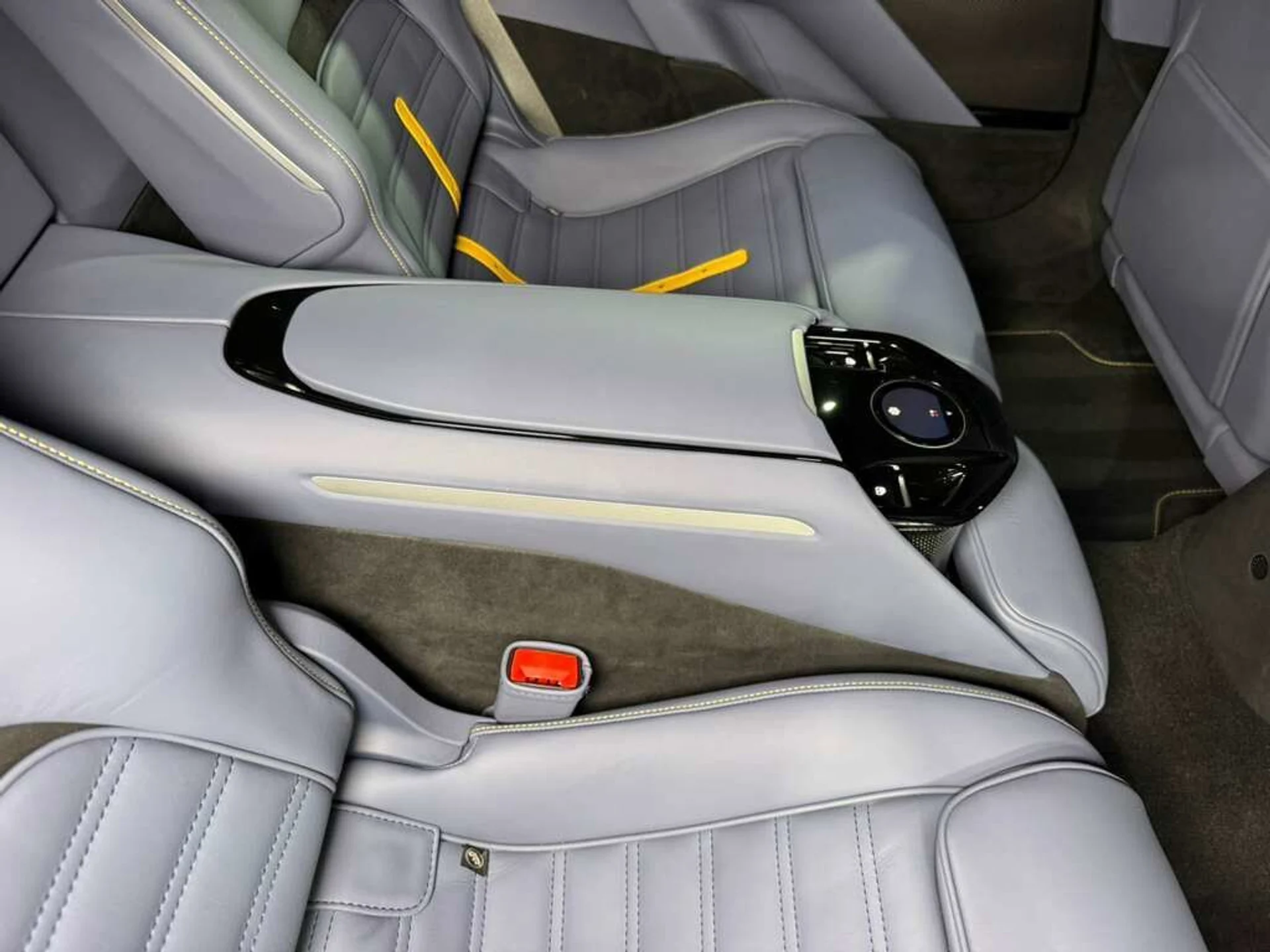 mph013_1908284128_f876574586fa354b3ded5730e148c5d4_45bcf4581d