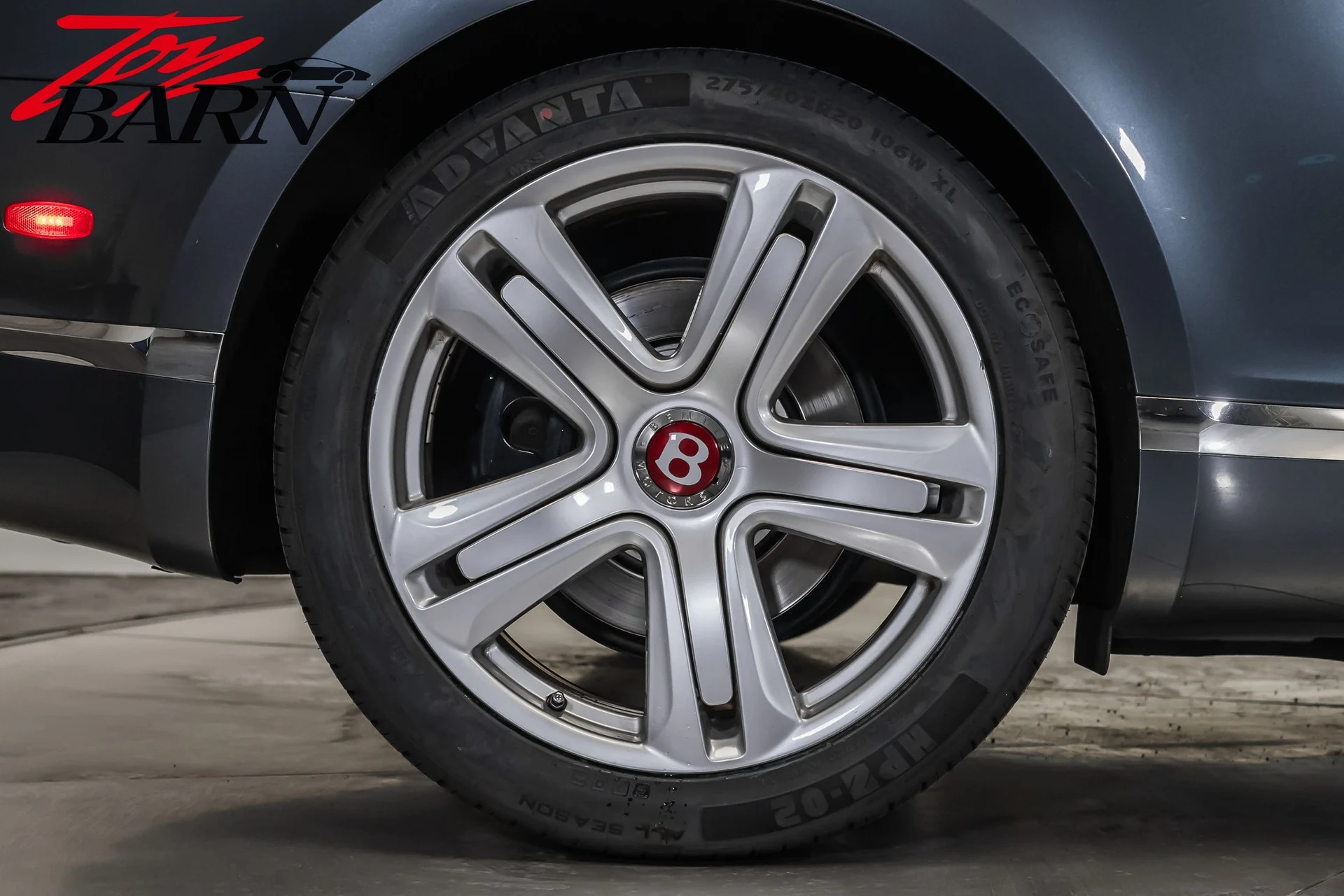 mph013_1911777059_8f8f8a87e05888fb0e4ab0d42f711104x_a67a97b126