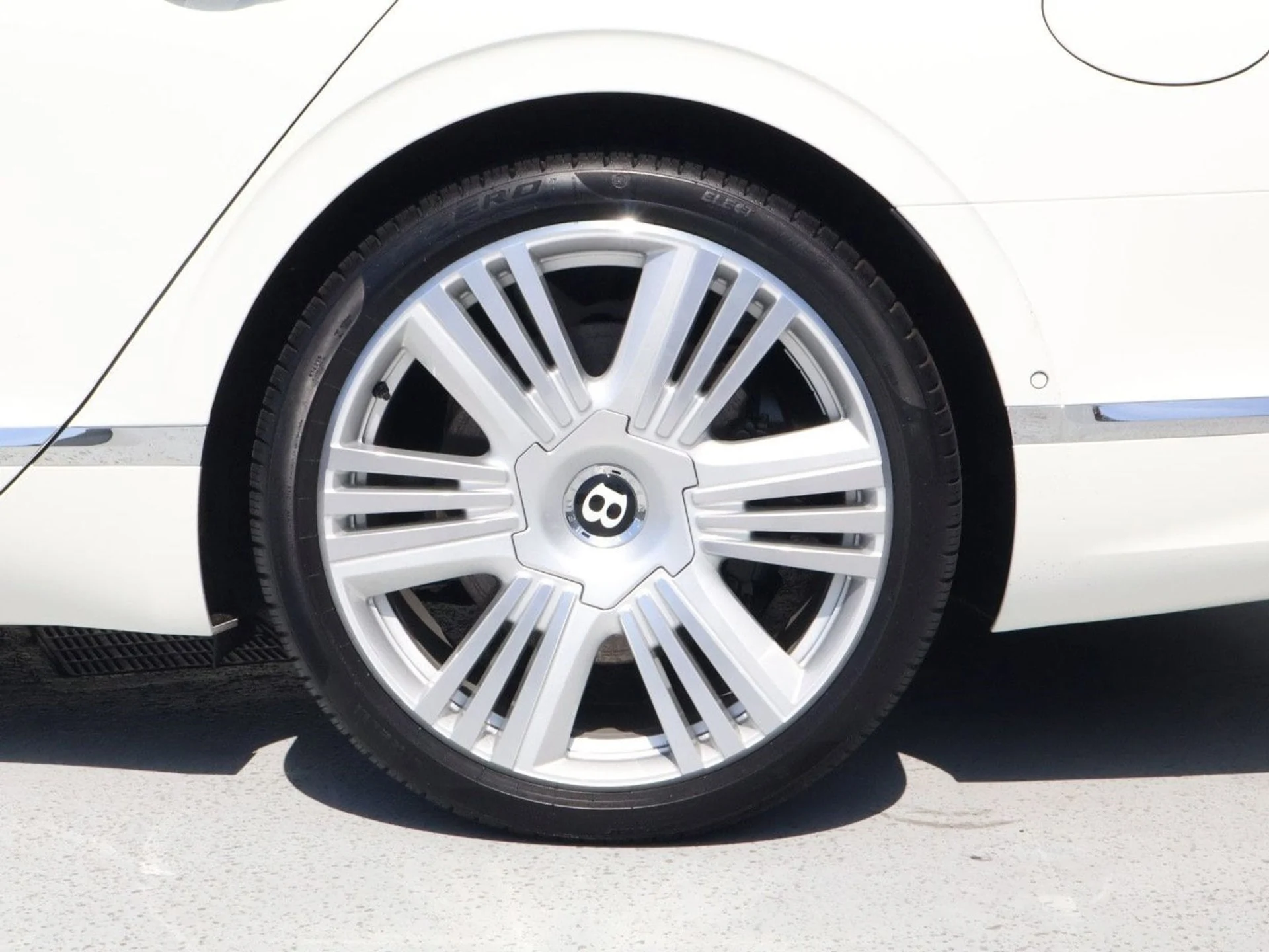 mph013_1914733127_fa36bea08591386bbec15ab81b8e86e6x_de225f0e5d