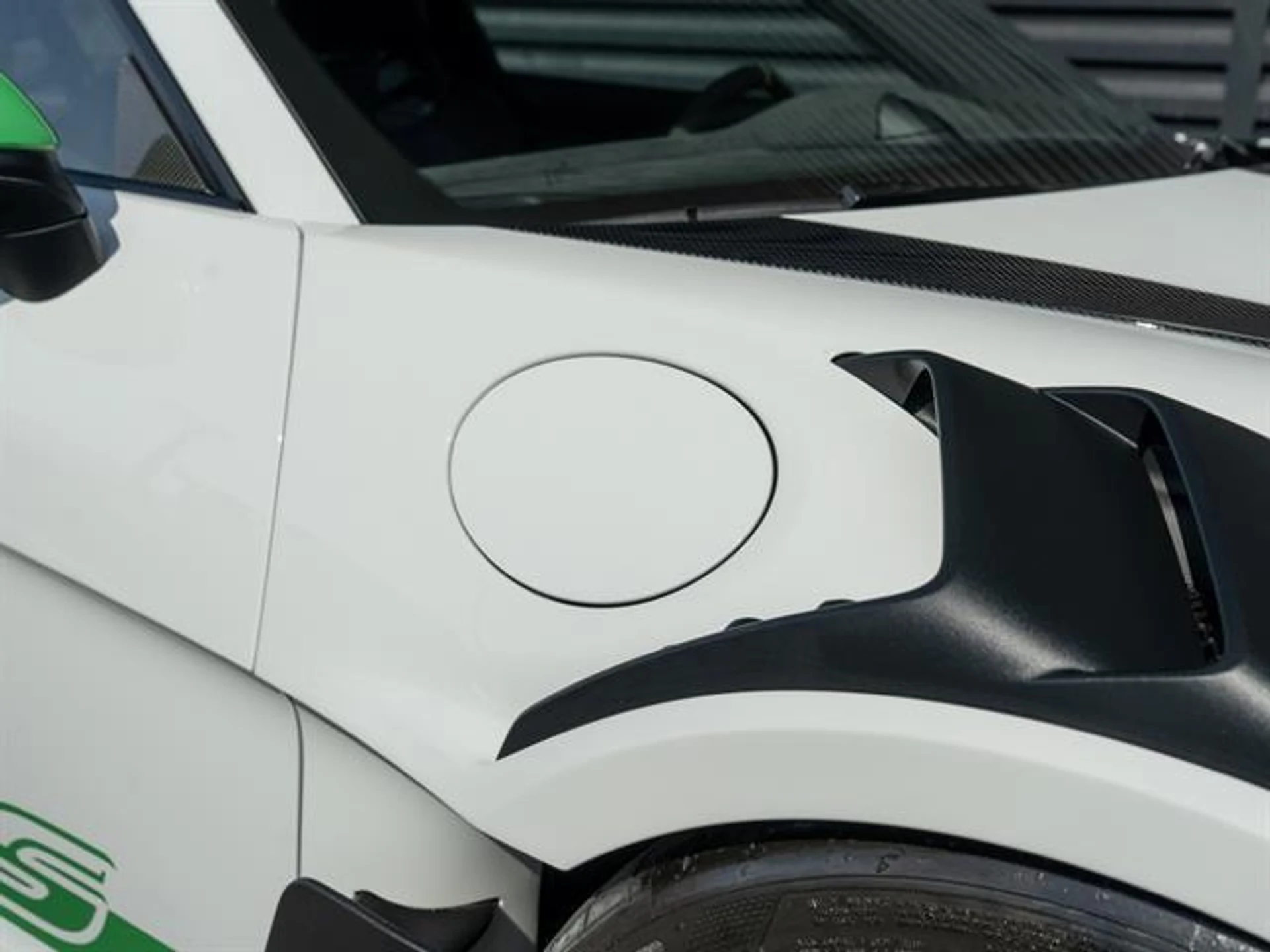 mph013_1919554334_ZS_Gf_NFS_Kv5c_LXC_Zv2fkf_N3ga_Kh4_5bab6cd515