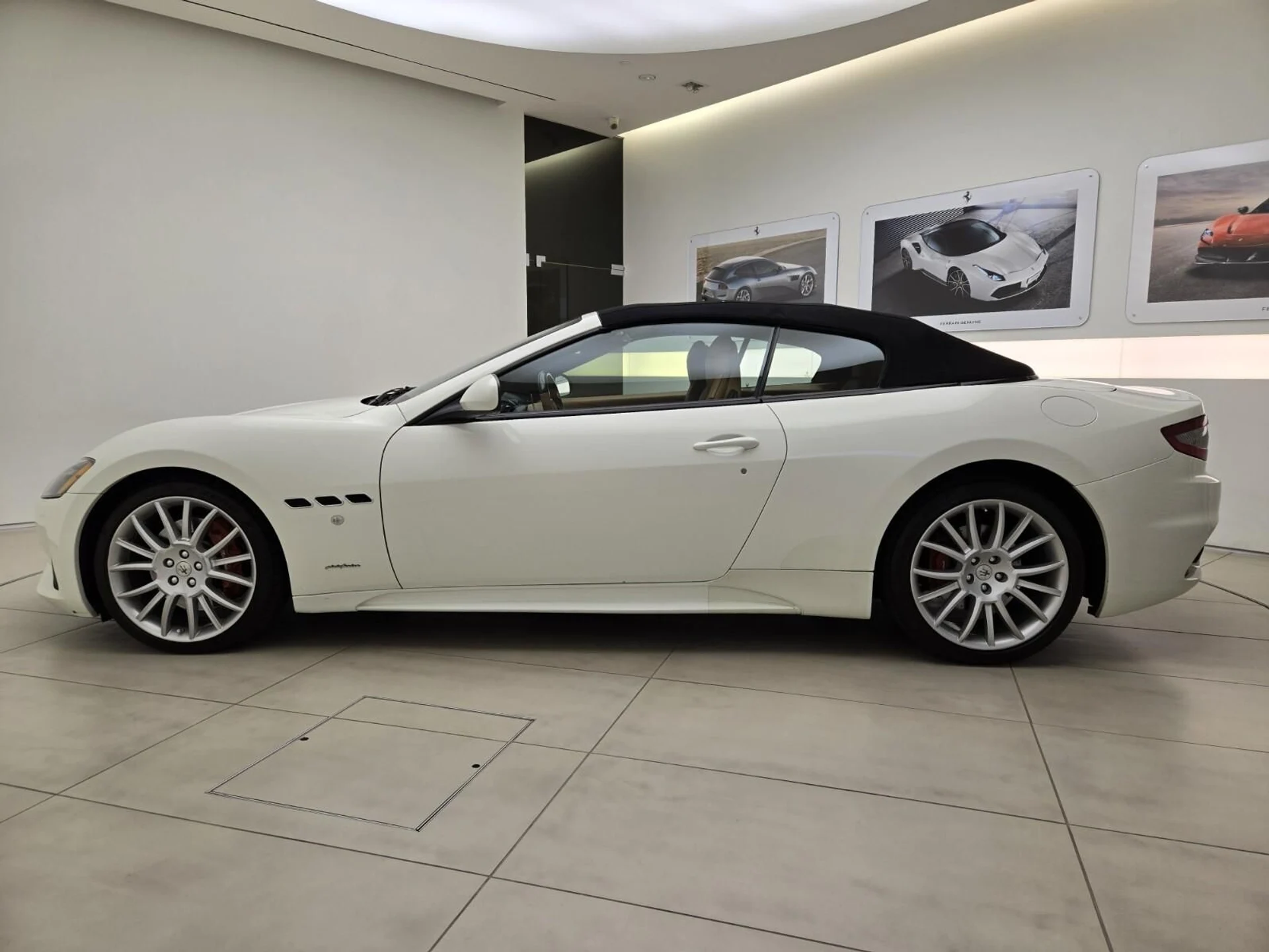 mph013_1923928273_Used_2018_Maserati_Gran_Turismo_Sport_1759820244_a0018f177a