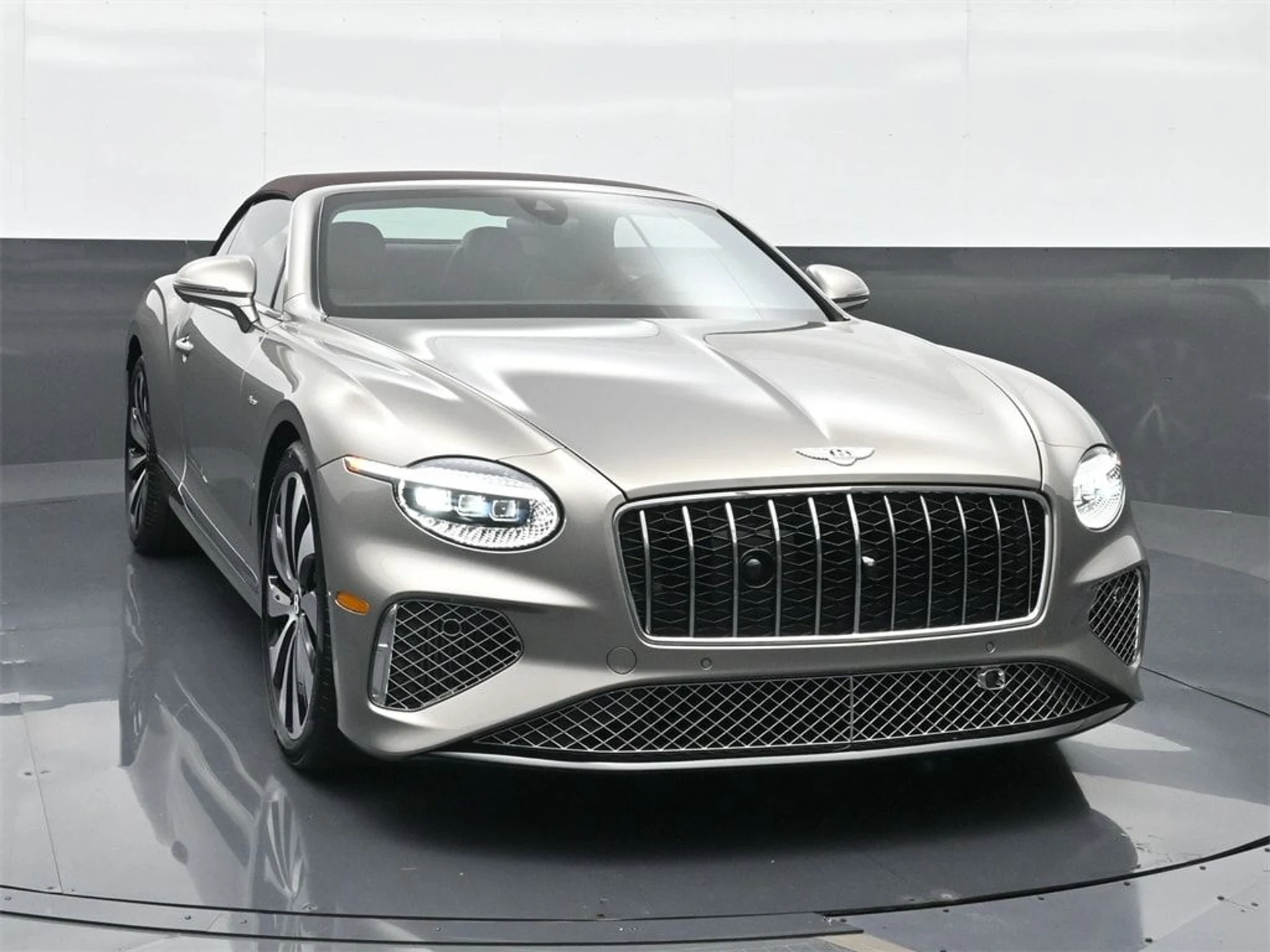 mph013_1924977875_438018fea26c093dec41096de7fe4316x_b2e8ad4d13