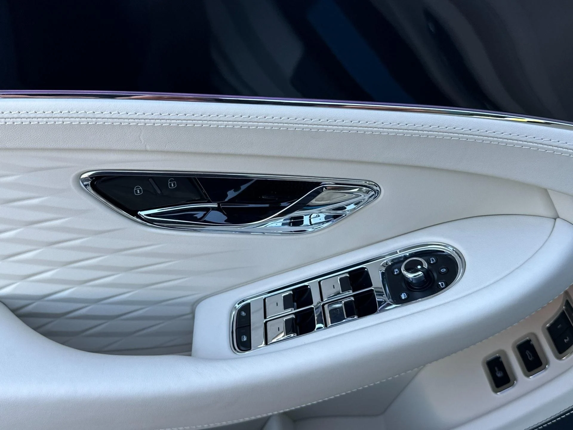 mph013_192577463_New_2026_Bentley_Continental_GT_1760603717_26e4a5dee5