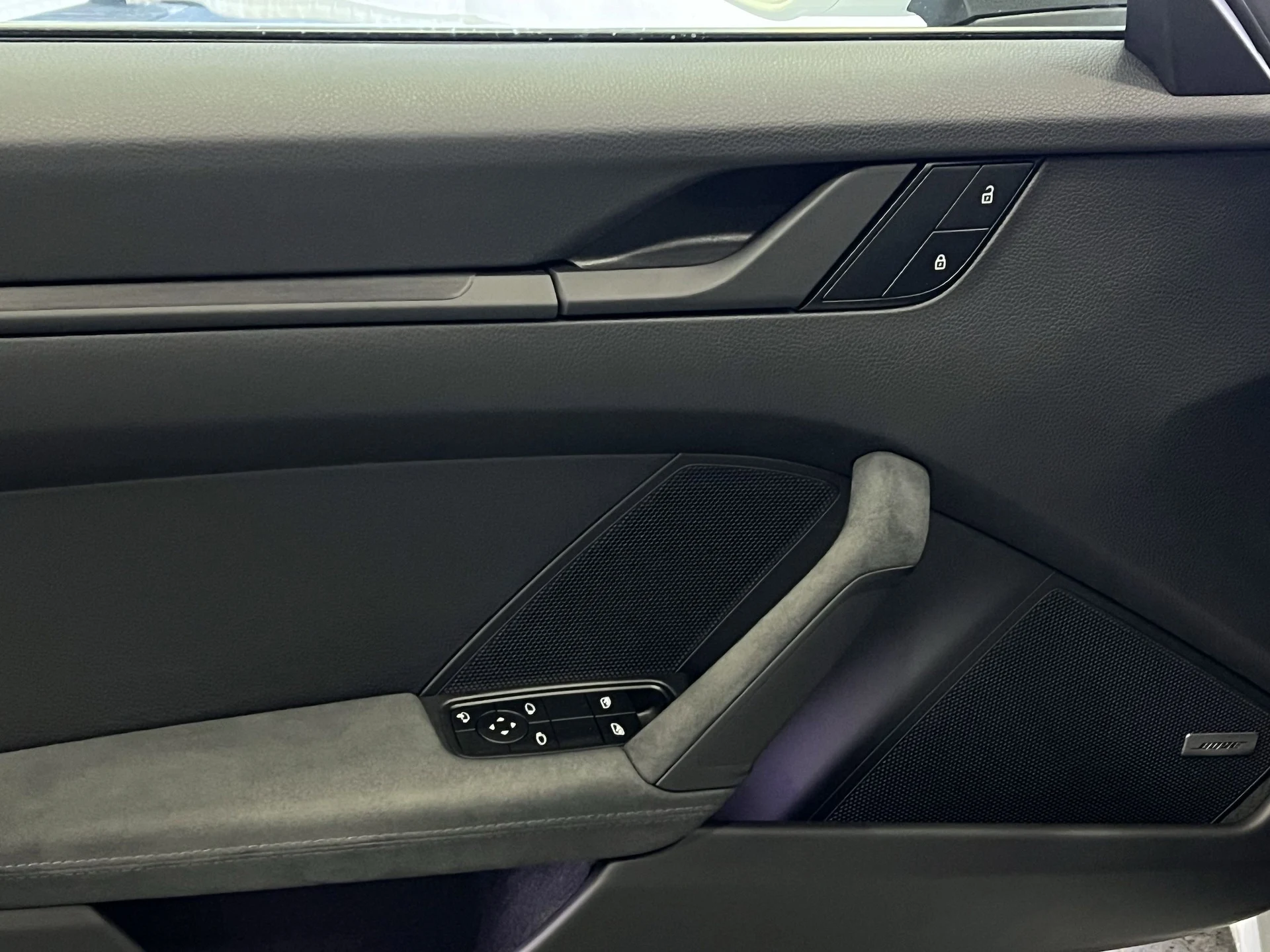 mph013_1930184740_503e8818ec3c2ab8ab9382528516c089x_644f44de2a