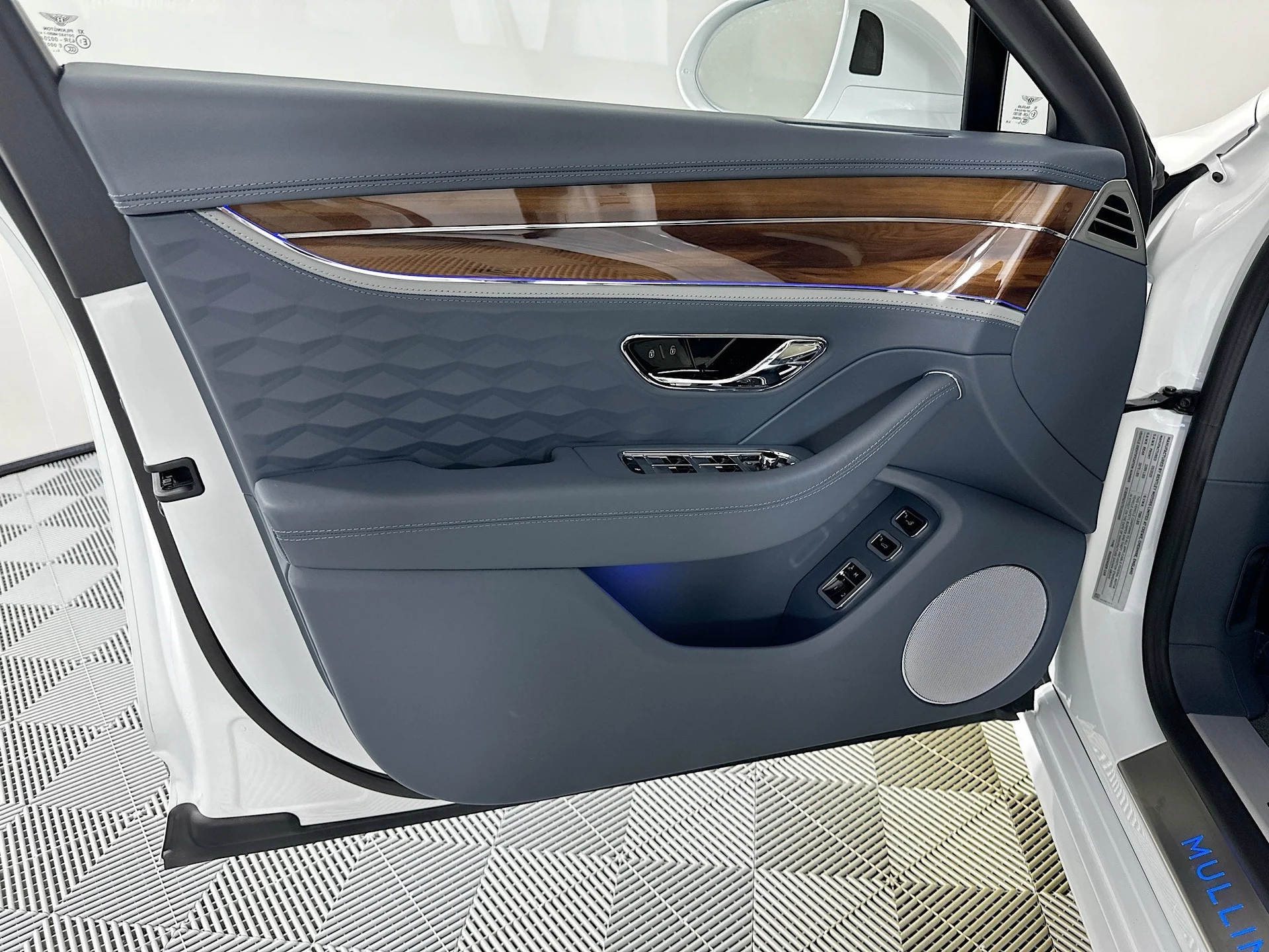 mph013_1930656106_14_1149f75a2a