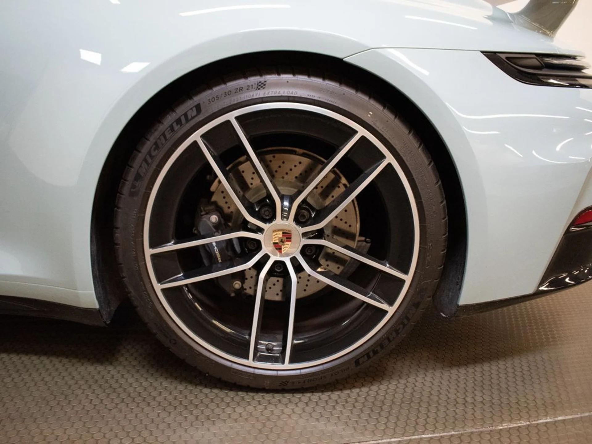 mph013_1936575118_a3be52e5c144cc0950b62ba461bb49f8x_22f5a6b3f3