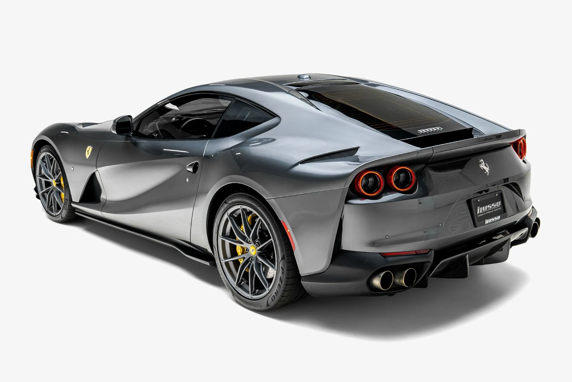 mph013_1941338698_Used_2019_Ferrari_812_Superfast_1784241716_8659bbea45
