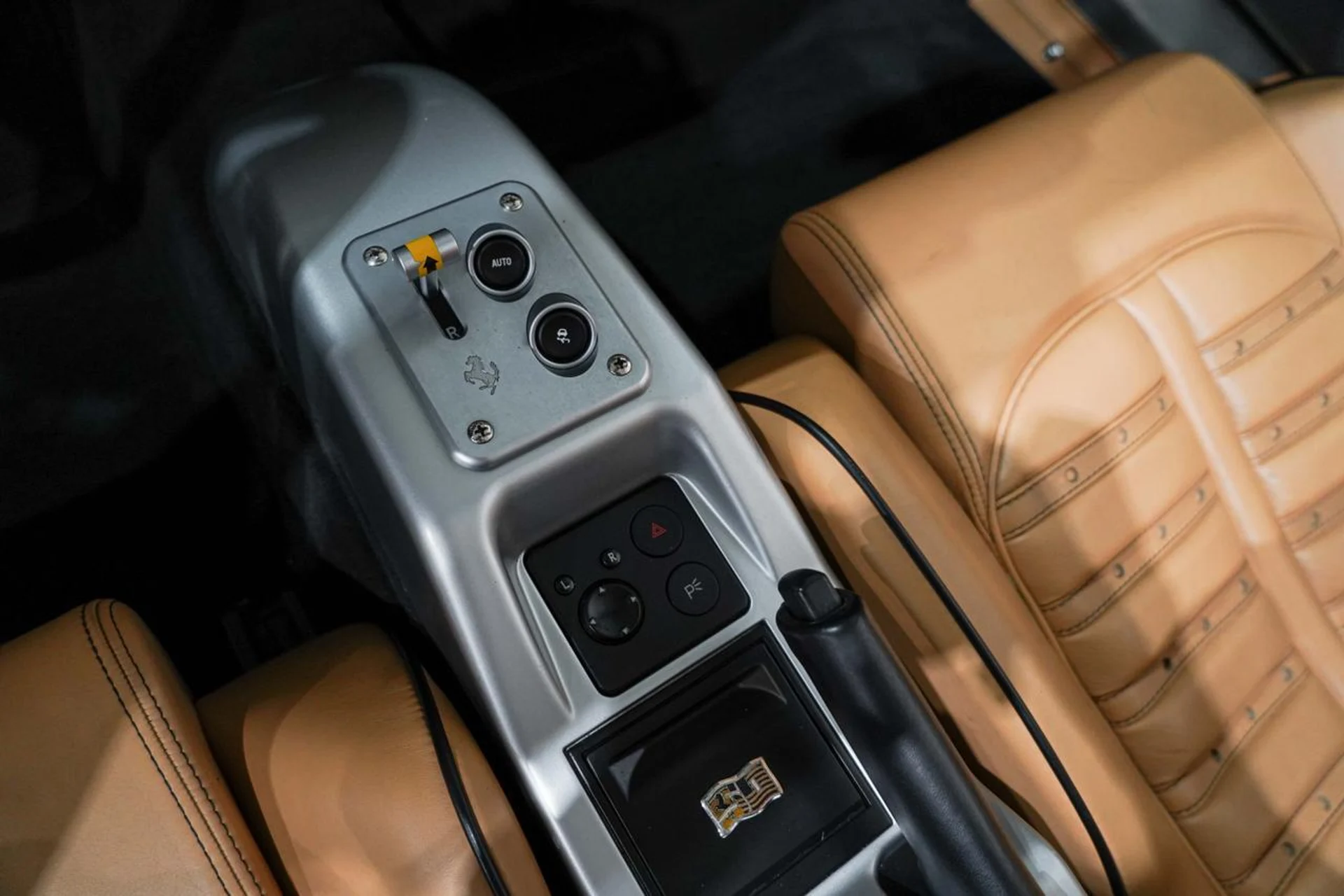 mph013_1942775478_321b7985ae9c7748a4146d9449607bf0_97d15dbb16