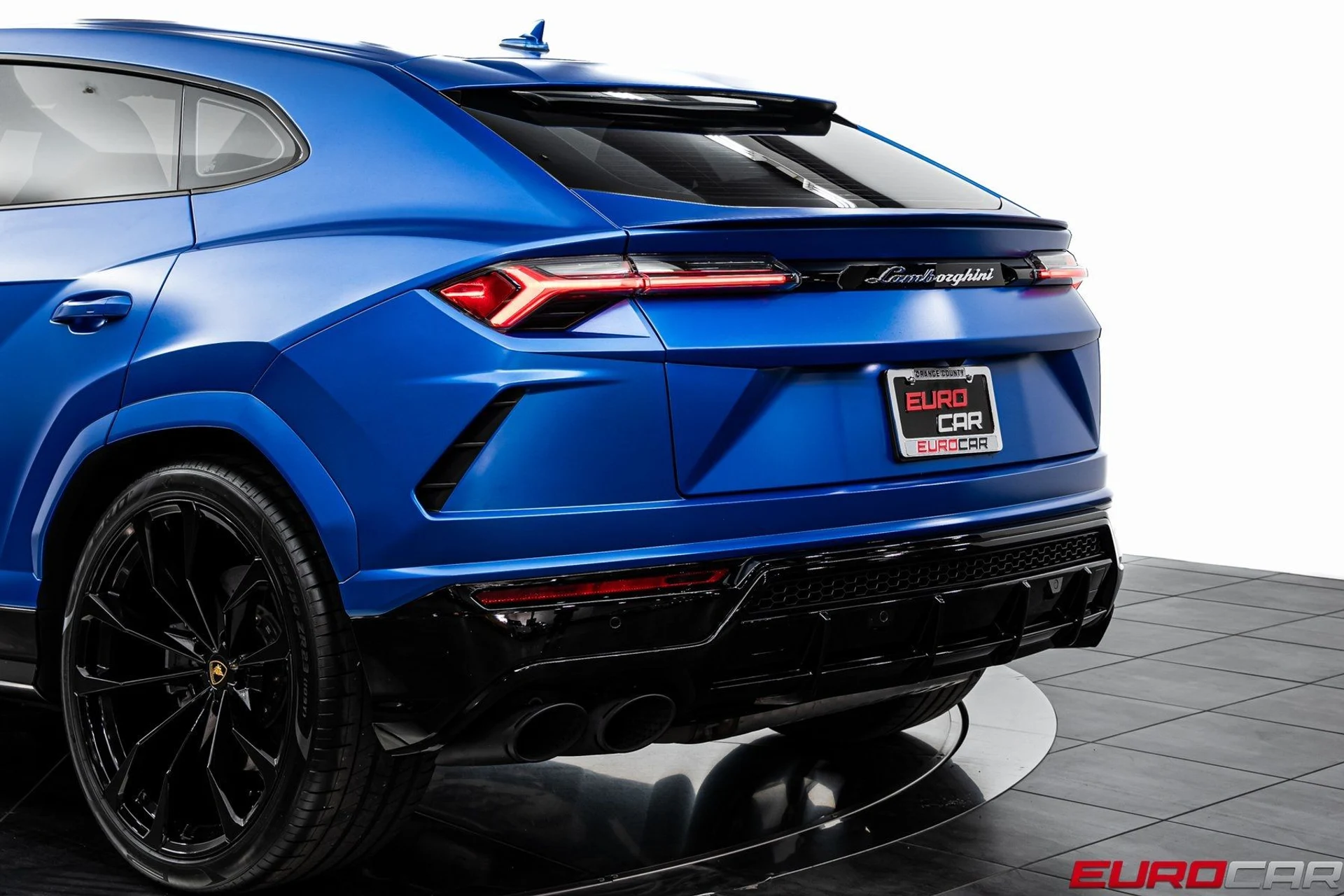 mph013_1965683576_image_14_b1fab9db06