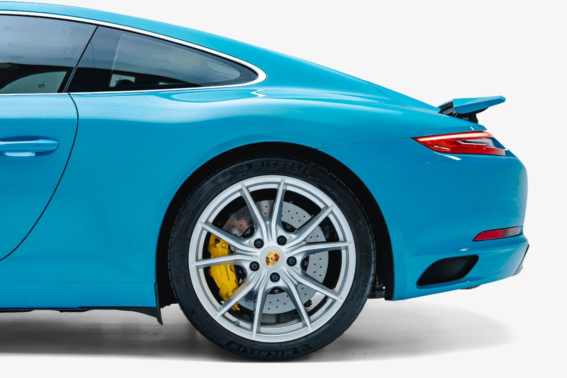 mph013_1965734758_Used_2017_Porsche_911_Carrera_1792513080_aadb94df6a