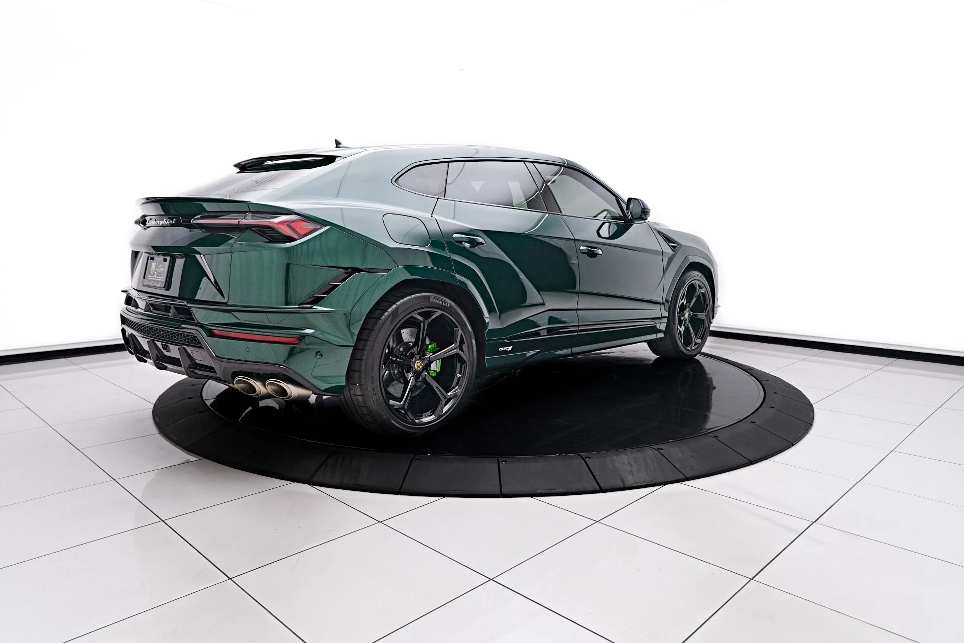mph013_1966976127_Used_2024_Lamborghini_Urus_S_1749338287_f6ea662d11