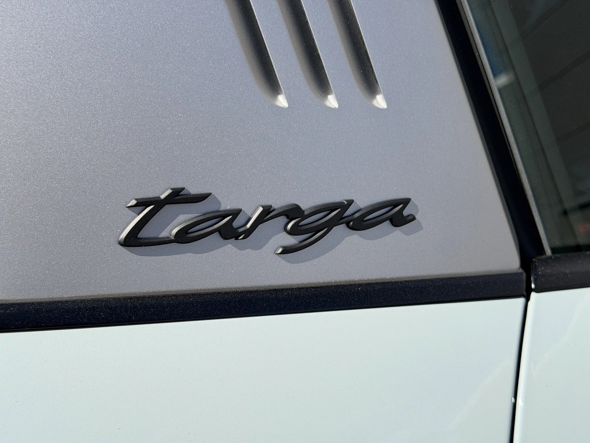 mph013_1976664959_e9f880e90eb9c1ae45a6dbb1dda23506x_670726d0e7