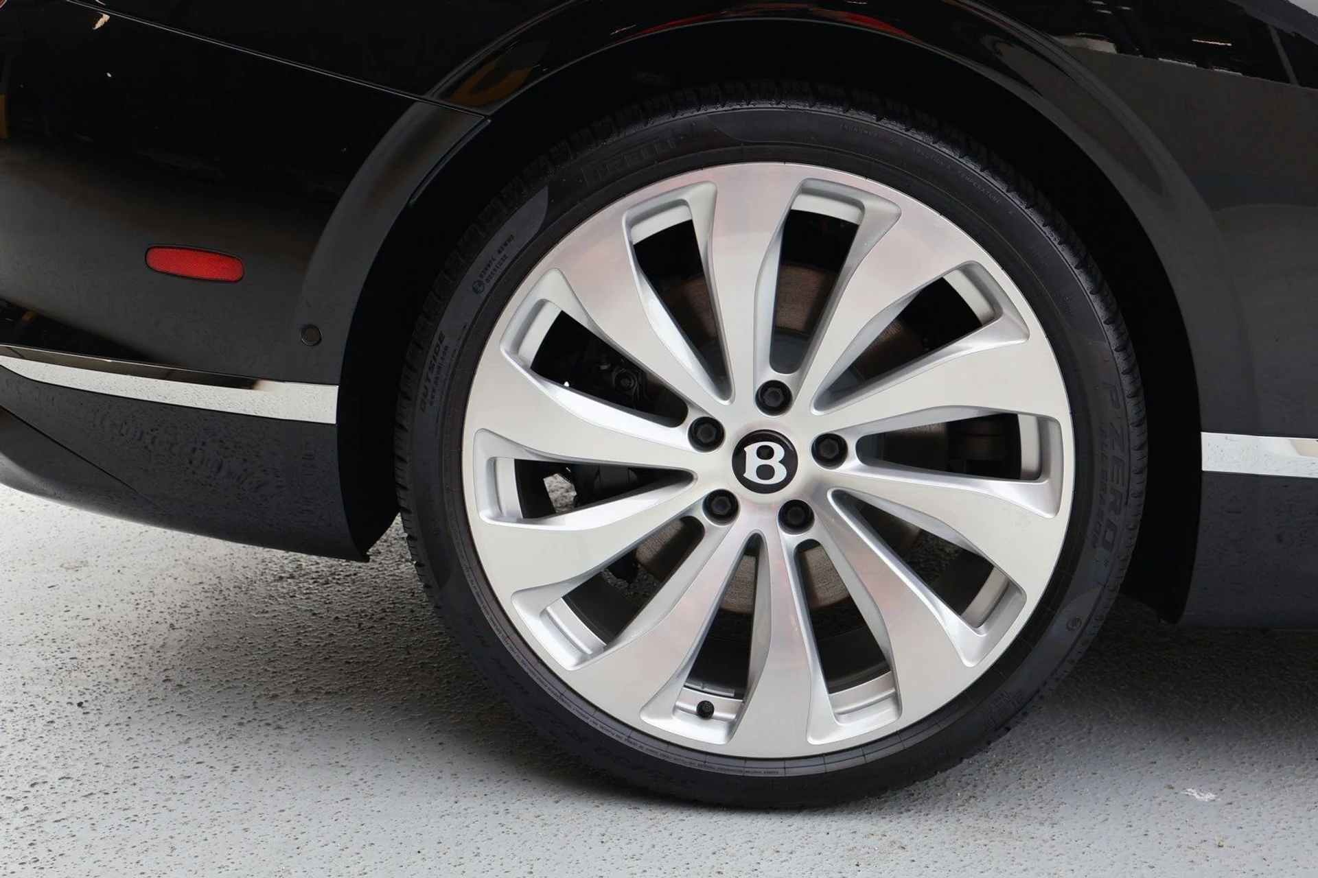 mph013_1985256813_2dff5886ee2ec02f1666004a5fa668dax_f36cae9c91