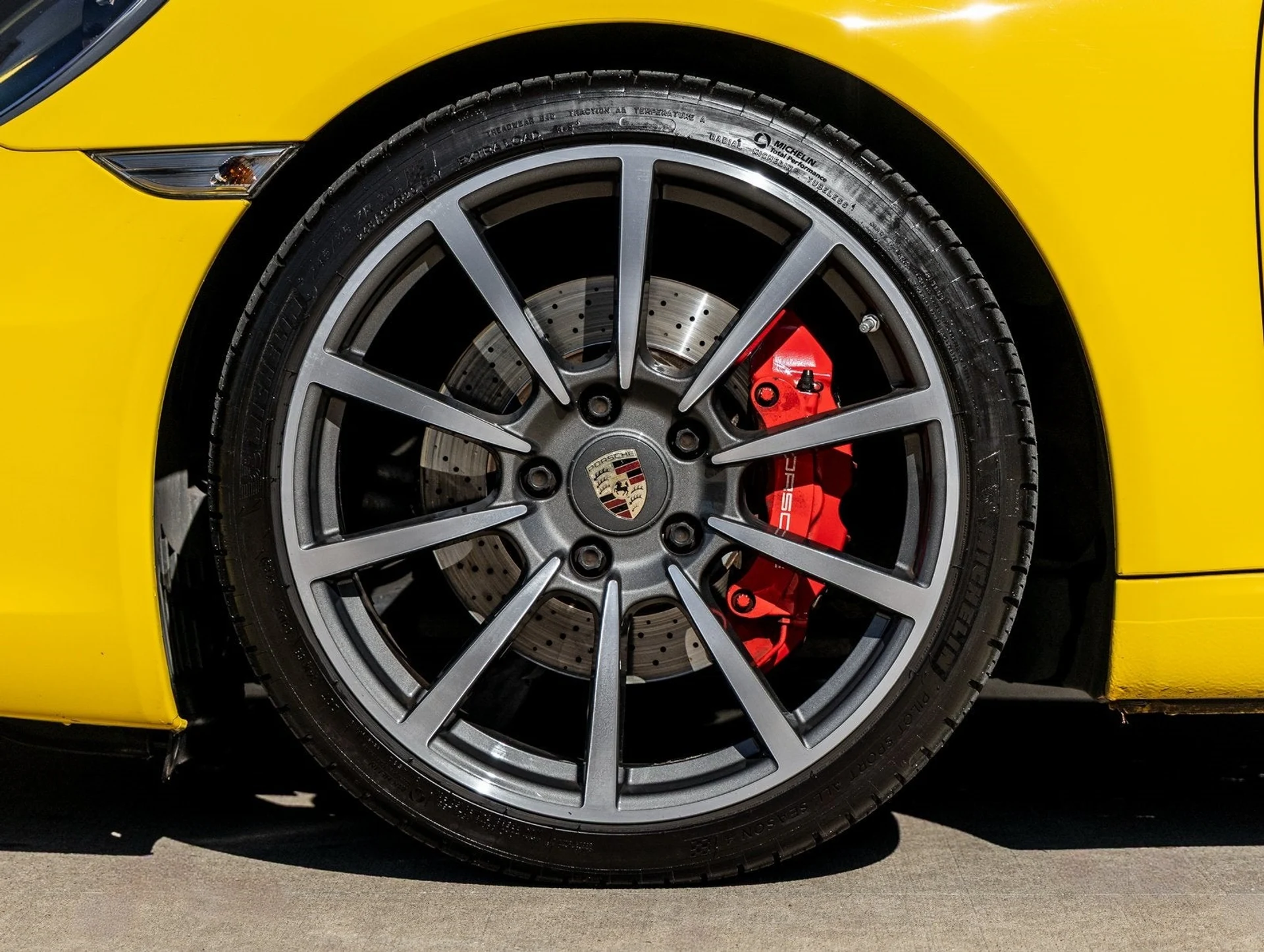 mph013_198912927_14_155247fdd6