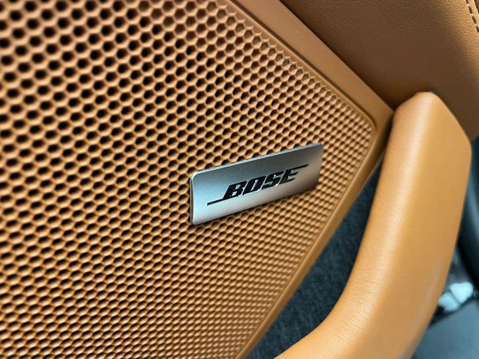 mph013_1990147896_LF_4_Ufle_I_Ae_AJ_Z34y8u_NVOD_0vh8_a4a5a830e0