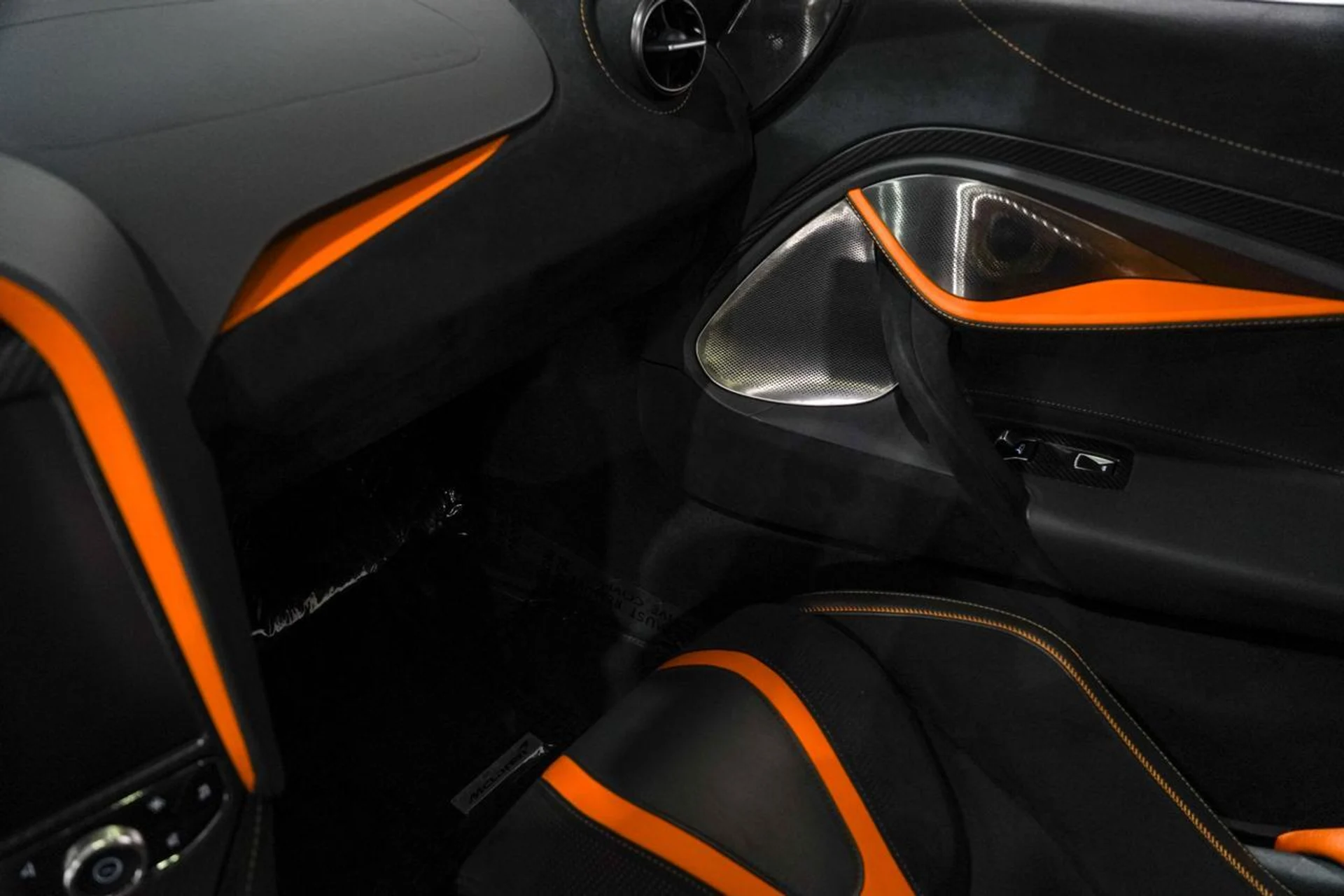 mph013_1996027004_71c8e92429c6d7f3e7d9f7afd0e5fdf3_3ba9436884