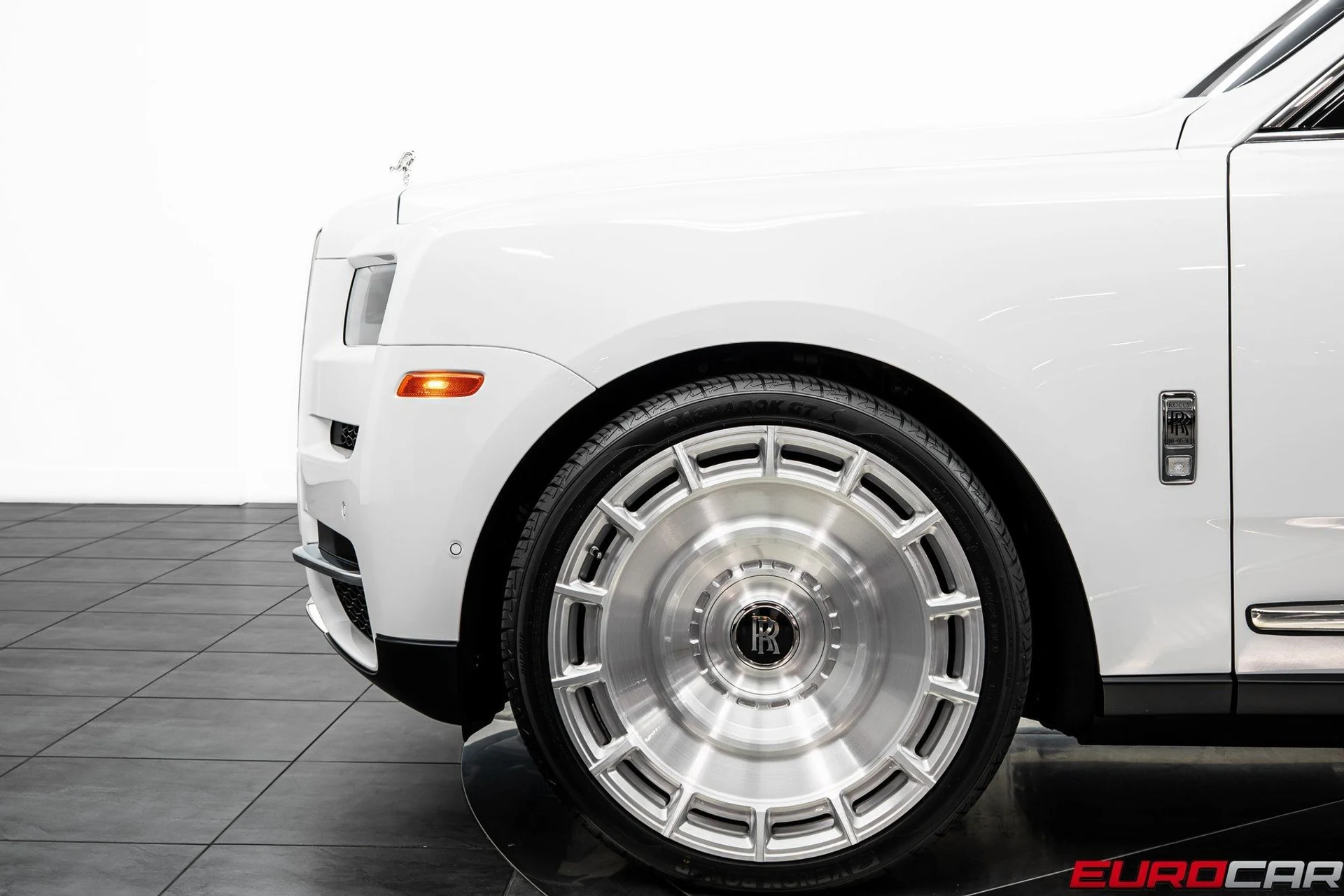 mph013_1997368805_image_14_f88d43941e