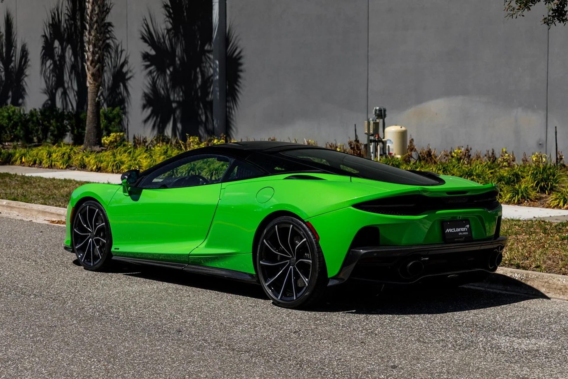 mph013_2002877348_466_p14_l_1d5c3e7bb5