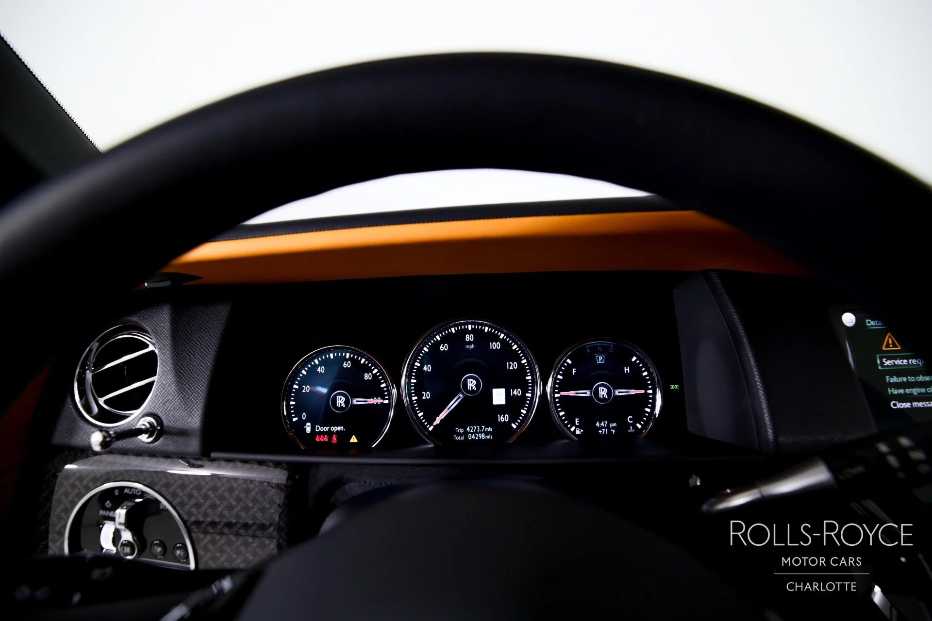 mph013_2004650192_Used_2023_Rolls_Royce_Black_Badge_Cullinan_1715880201_300c2b5c01