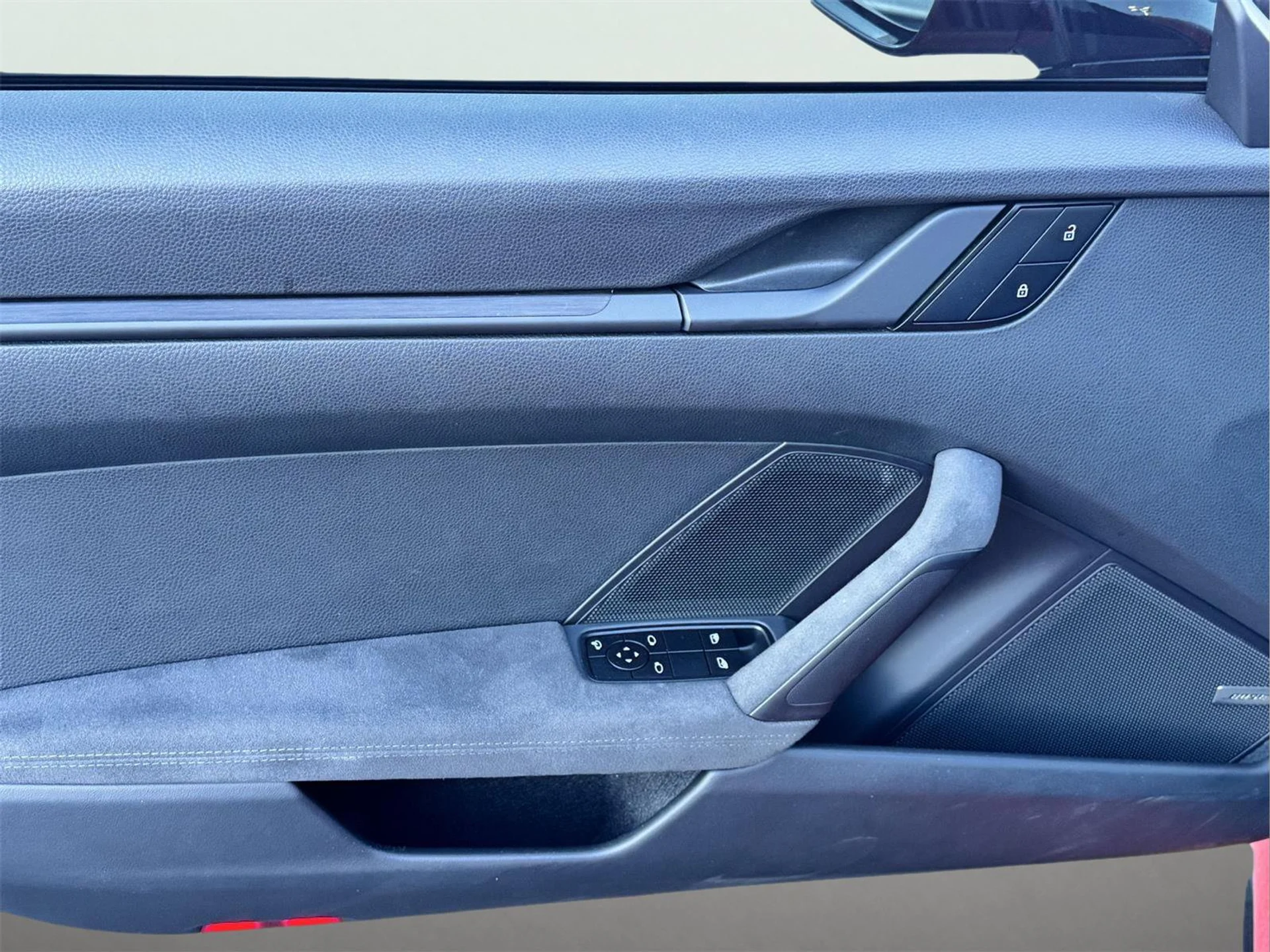 mph013_2006028367_b19add6a49f779f41c13279290f1751c_32f5142b5a