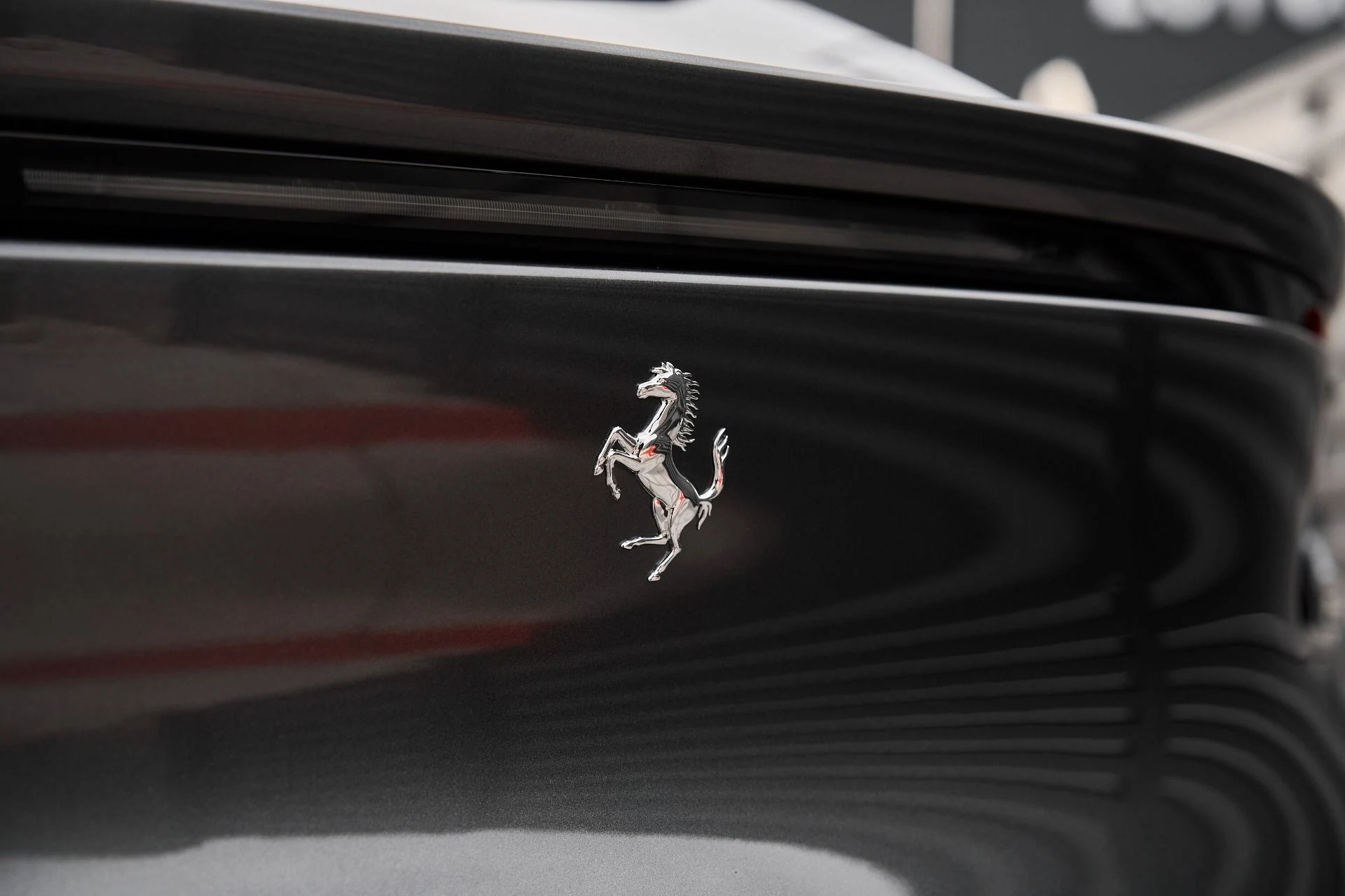 mph013_2013759009_Used_2025_Ferrari_Purosangue_1762993306_801658c8c9