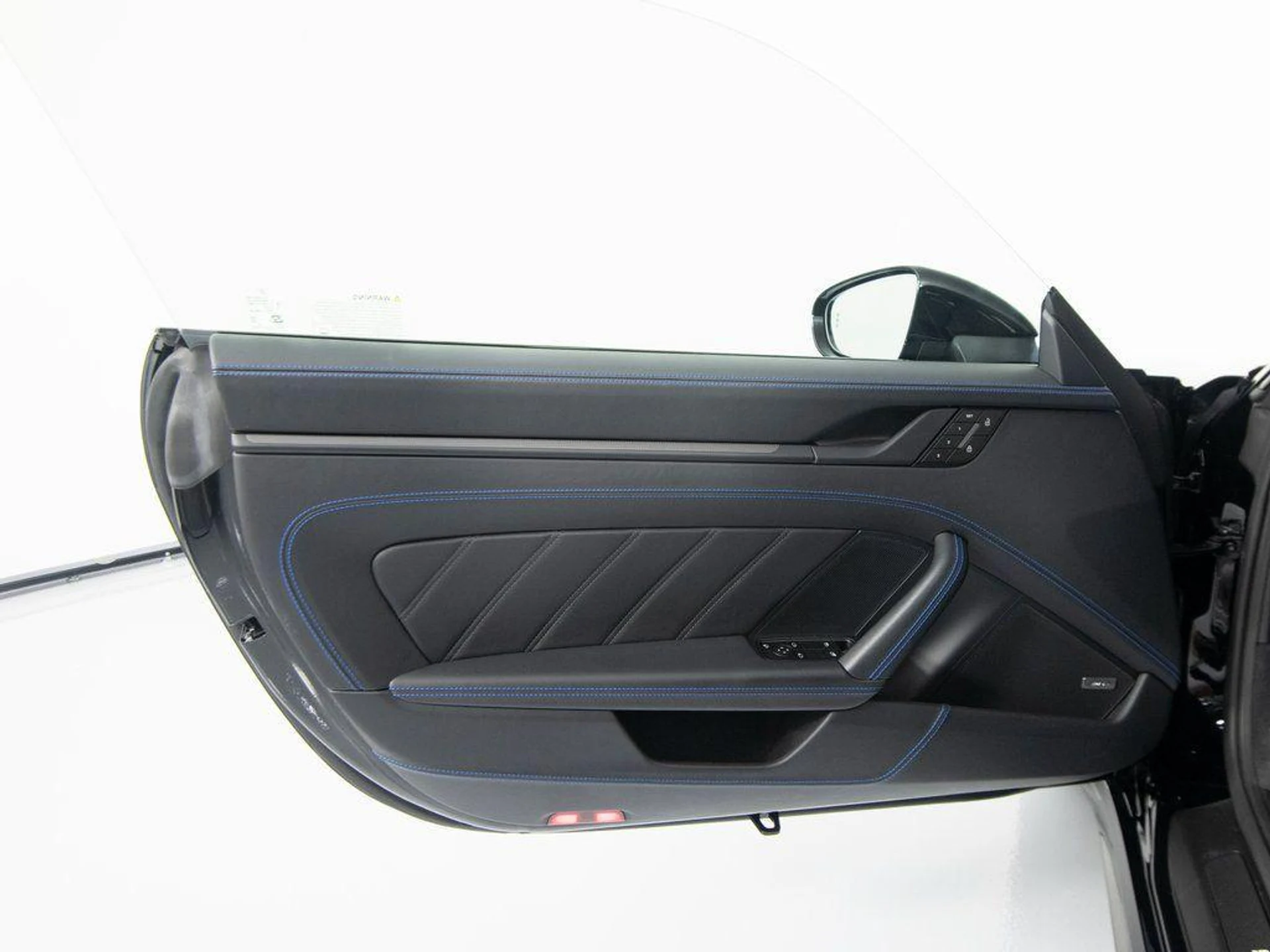 mph013_2027762983_Xu_FRC_9of8ya_BW_Sz_PV_8_SCF_Owti_Ew_ba3fe177aa