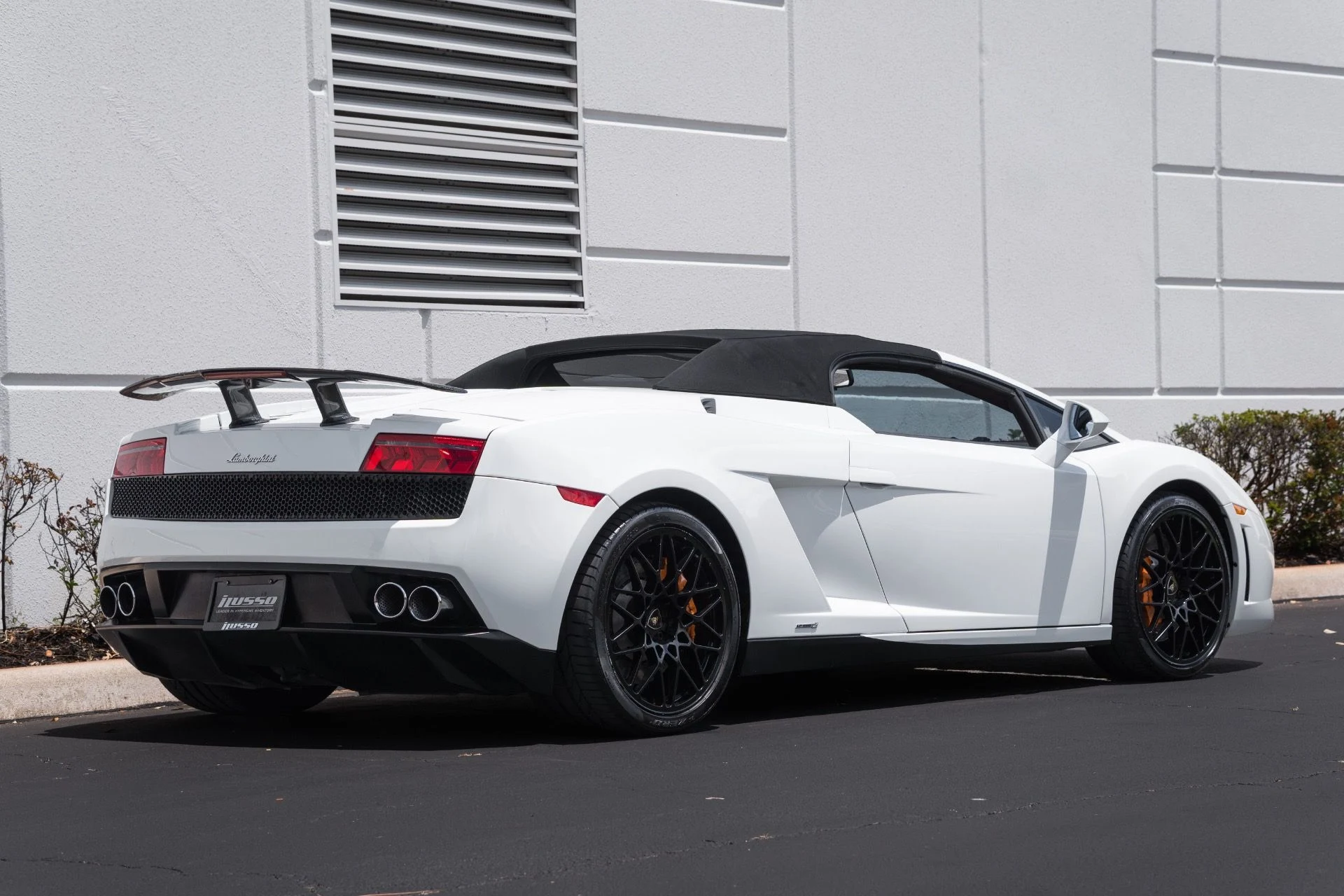mph013_2030080679_Used_2013_Lamborghini_Gallardo_LP_550_2_Spyder_1781152977_6ba76be5ce